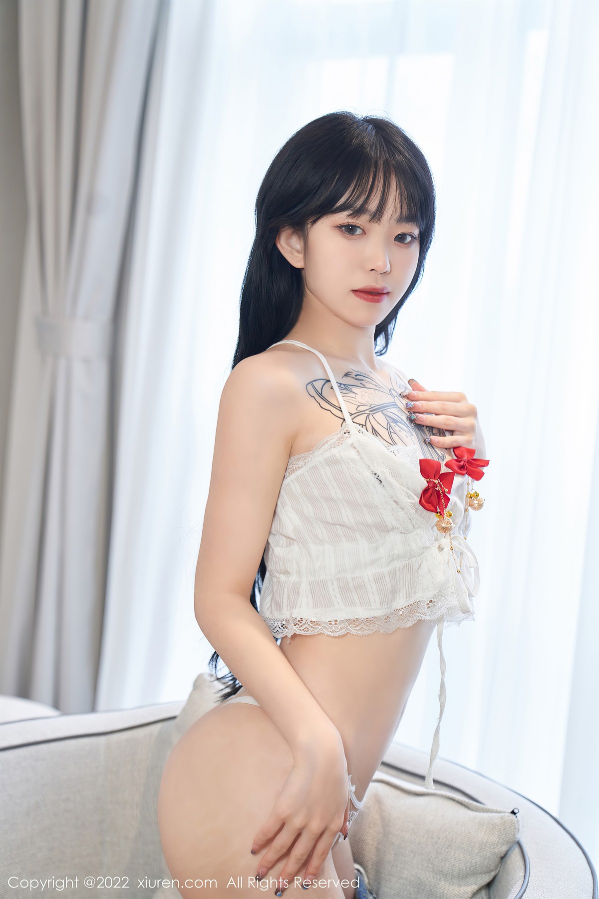 [XiuRen秀人网] No.5124 奶瓶