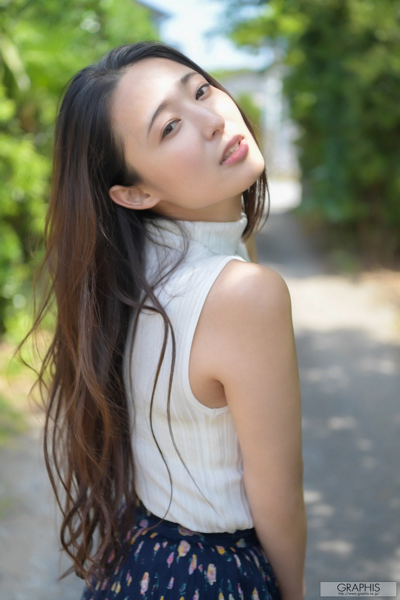 Suzu Matsuoka 松岡すず, [Graphis] Calender 每日一枚 2022.10
