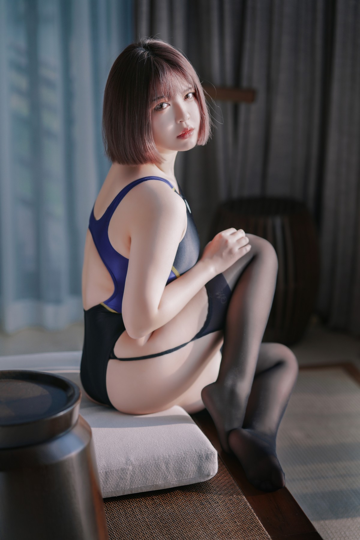 Cosplay 半半子 競泳水着を着た彼女