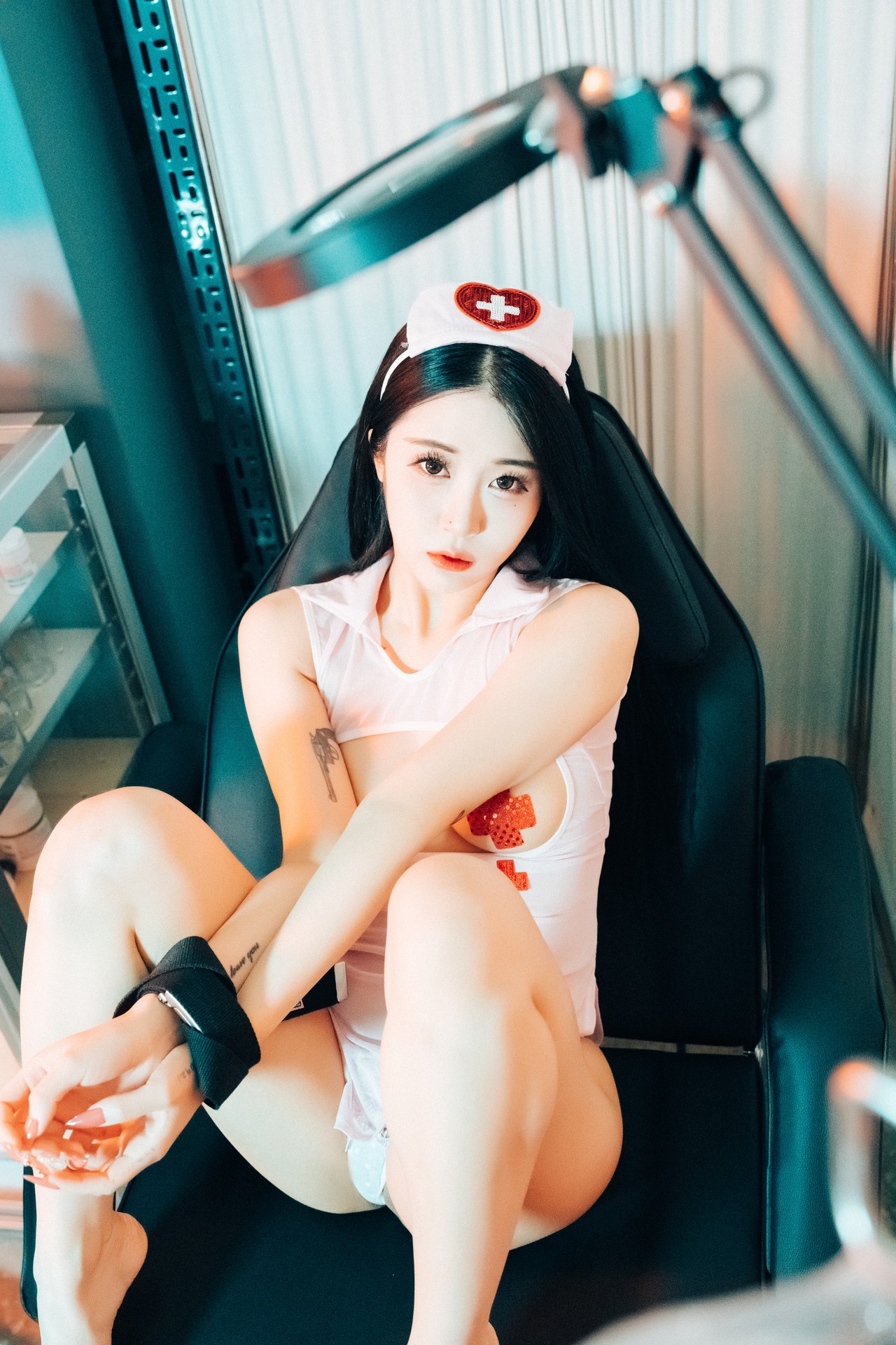 Jeong Bomi 정보미, [Loozy] Secret Treatment Set.01
