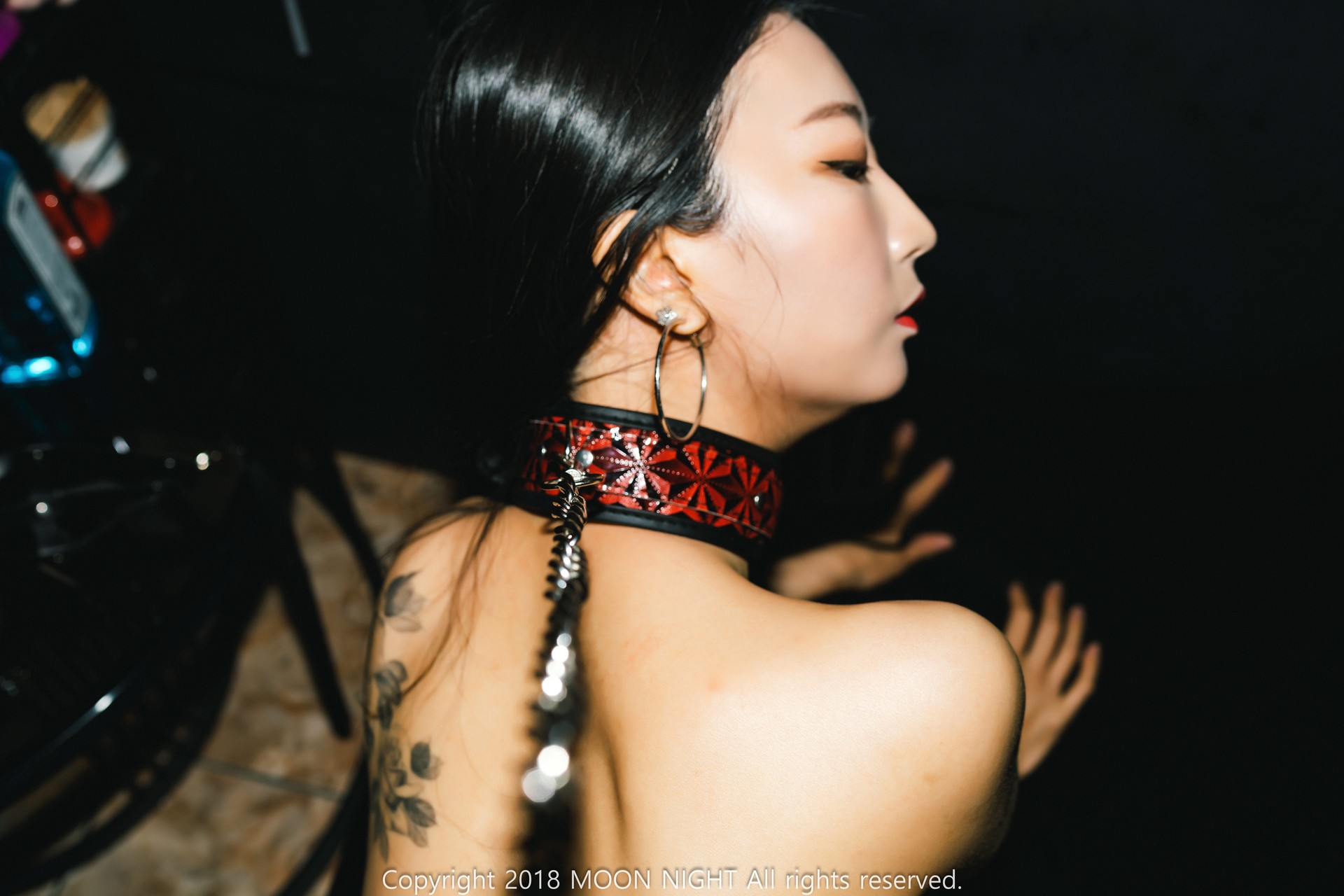 Mona 모나, [Moon Night Snap] Visit SM Club