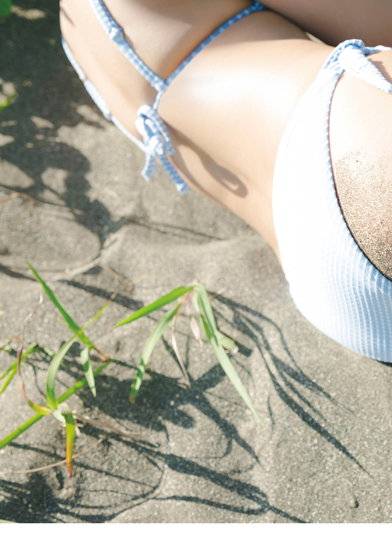 Reona Matsushita 松下玲緒菜, STRiKE! DIGITAL PHOTOBOOK 「Take Off」 Set.01