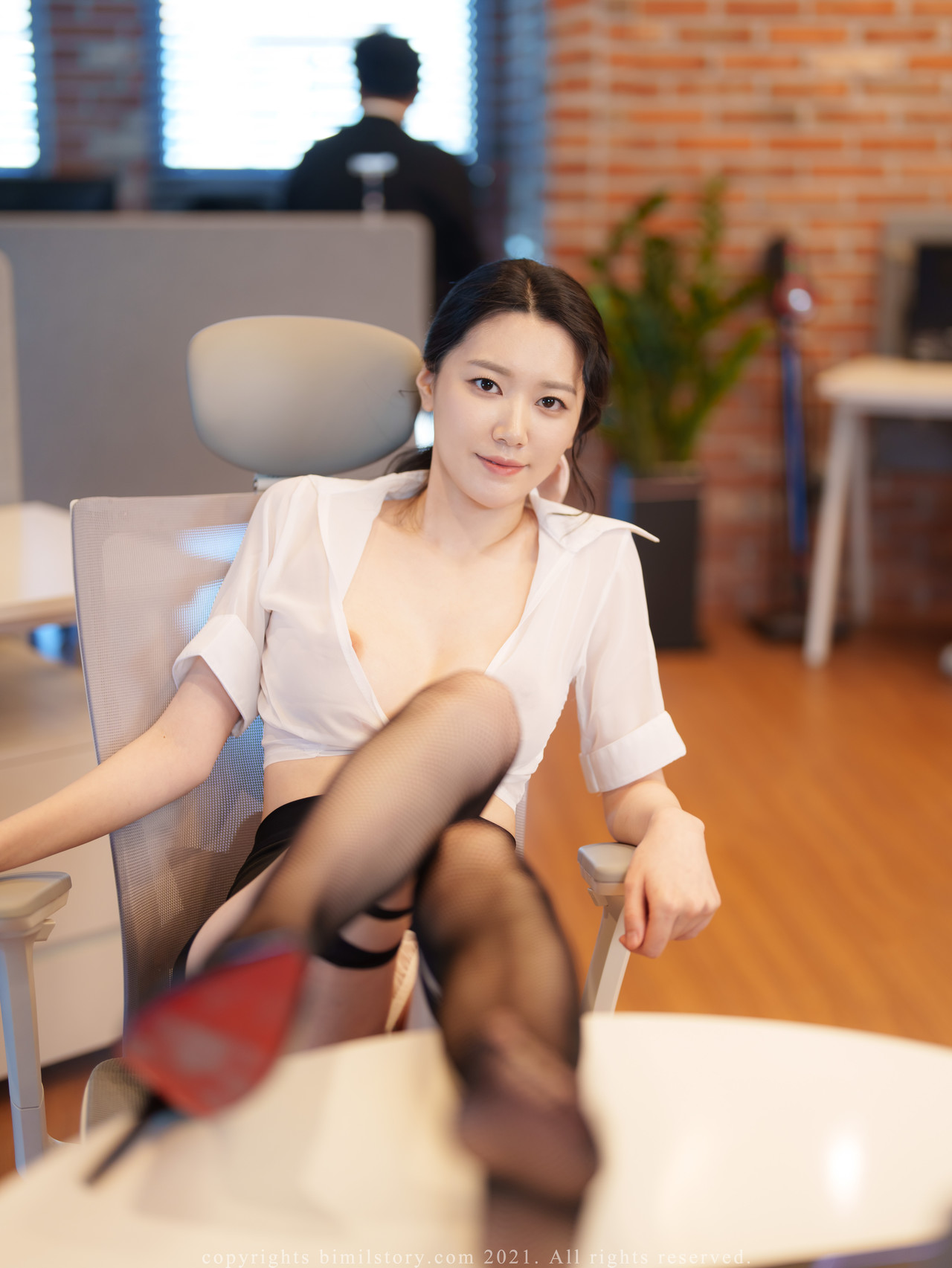 Nara 나라, [Bimilstory] Could You Sign Off on This Set.02
