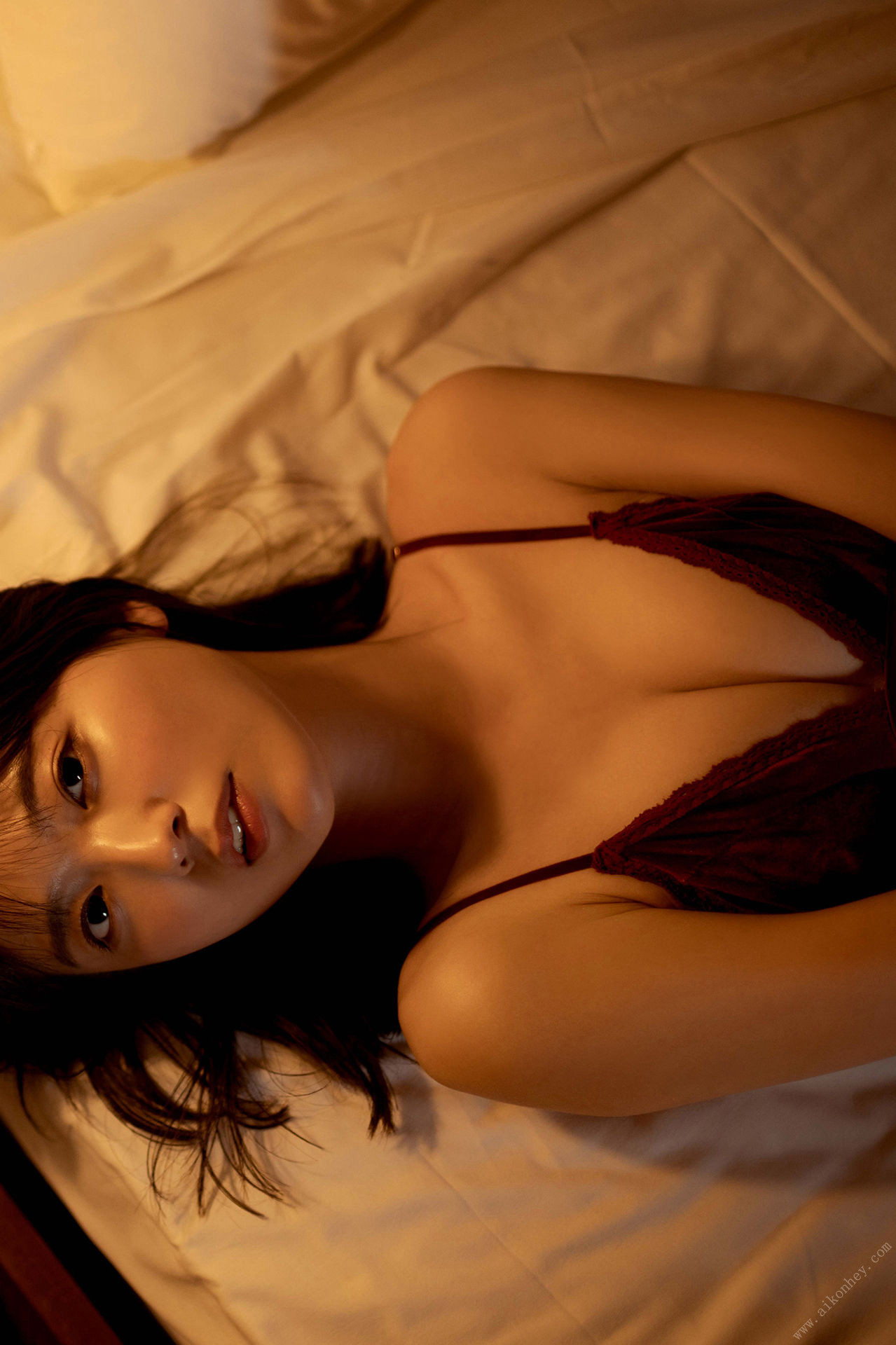 Mio Kudo 工藤美桜, ＦＲＩＤＡＹデジタル写真集 『秘密の旅』 Set.03