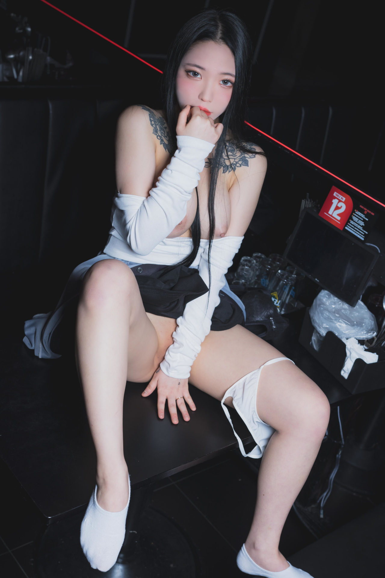 Yeon Hwa 연화, [PURE MEDIA] Vol.221 누드 디지털화보 Set.01