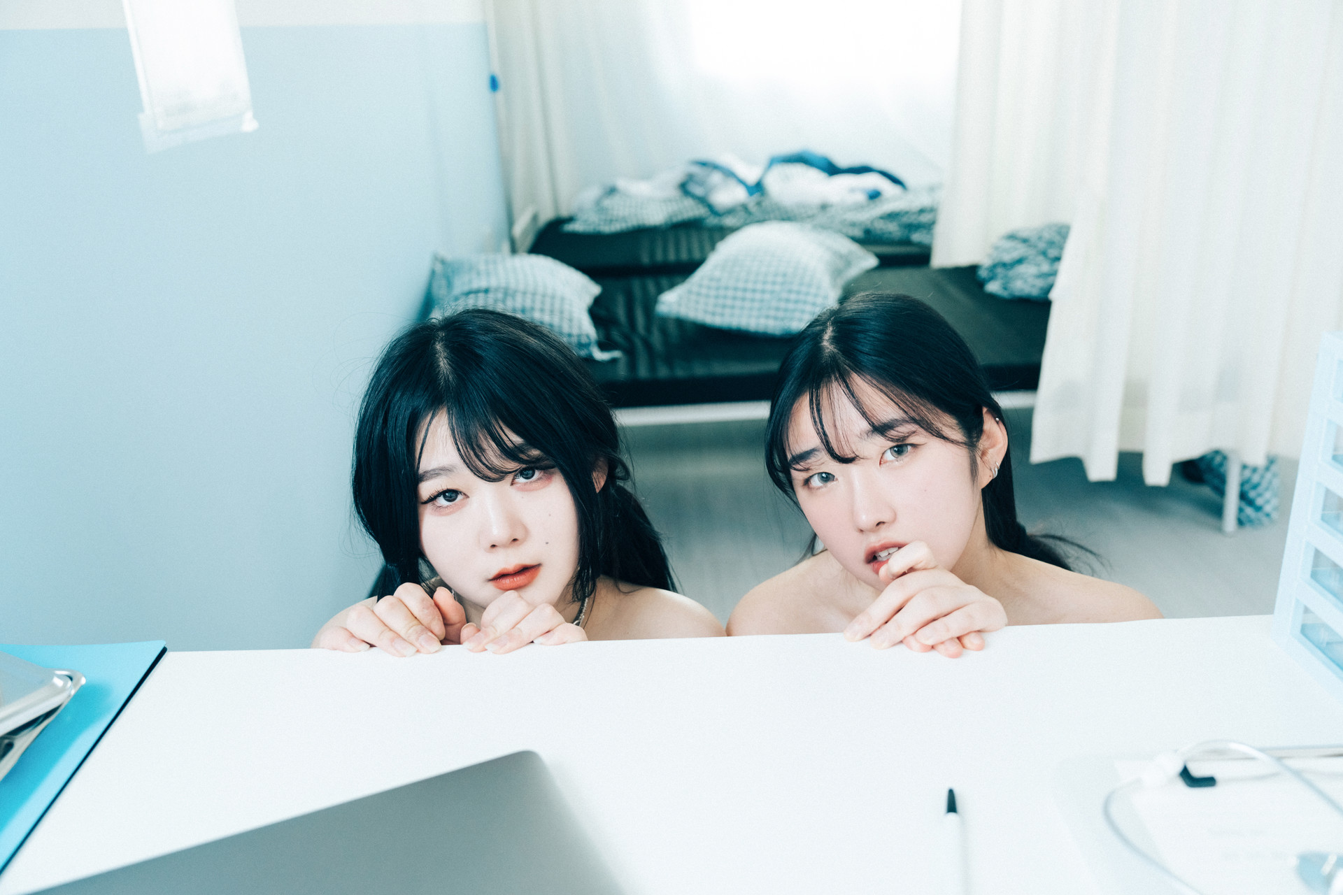 Sonson 손손, ZIA.Kwon 권지아, [Loozy] Bitch Academy Set.01