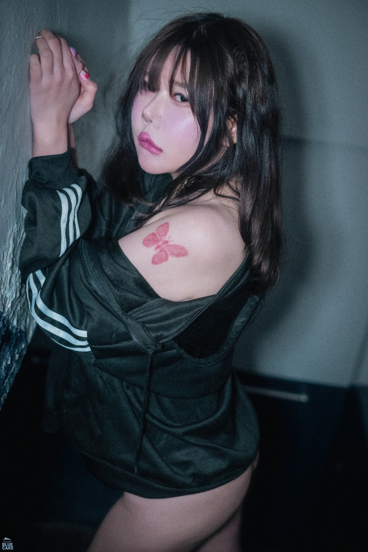 SUA 지수아, [BLUECAKE] Real 100% Outdoor Set.02
