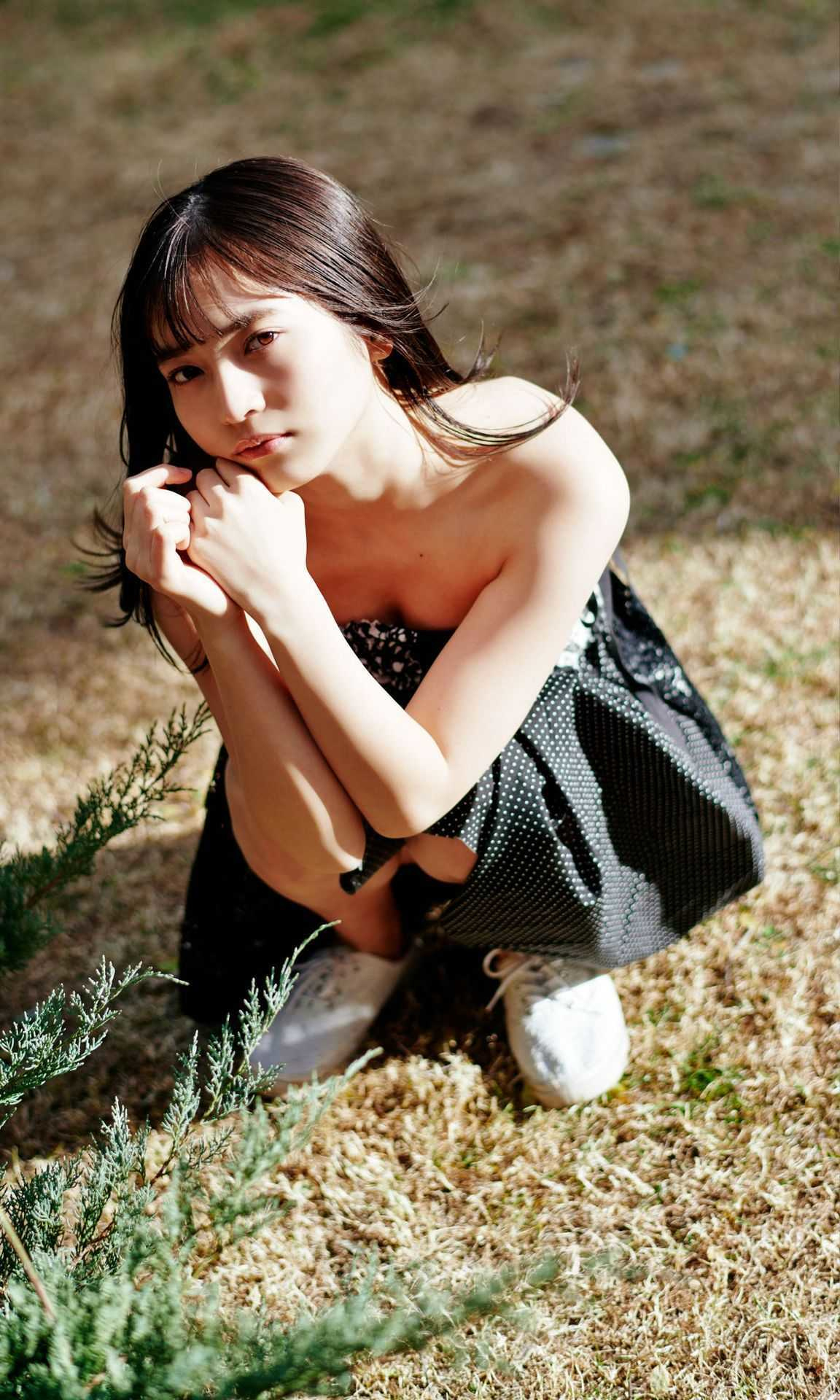 Nanako Kurosaki 黒嵜菜々子, 週プレ Photo Book 「聖なる気配」 Set.03