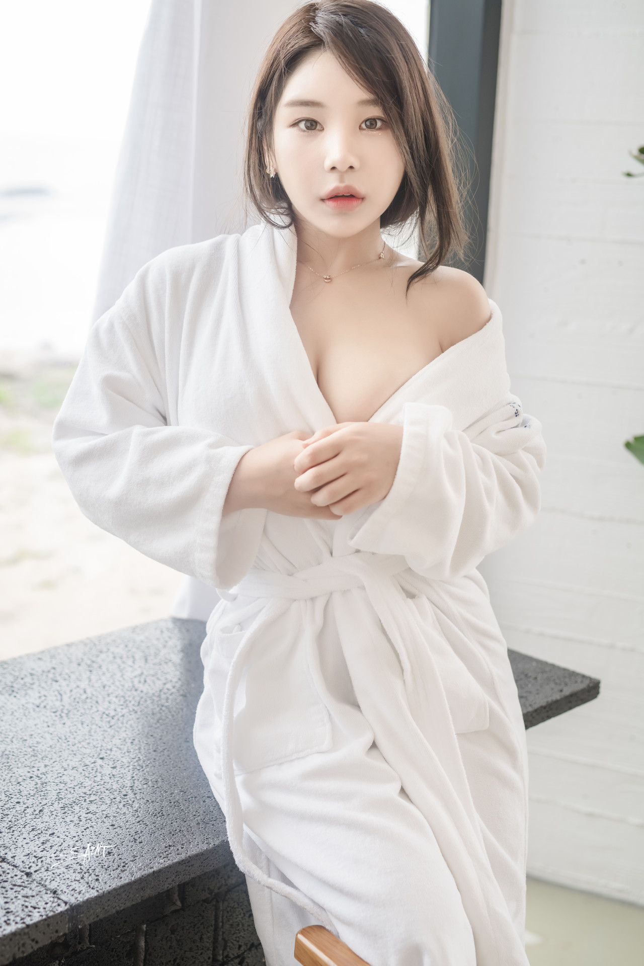 Zzyuri 쮸리, [SAINT Photolife] Blue Marine