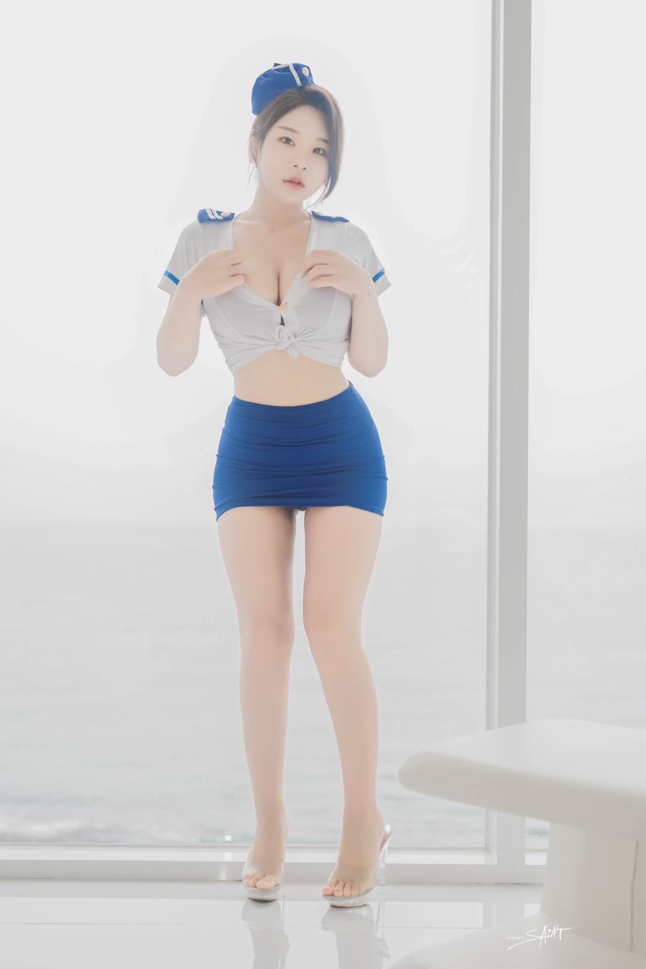 Zzyuri 쮸리, [SAINT Photolife] Blue Marine