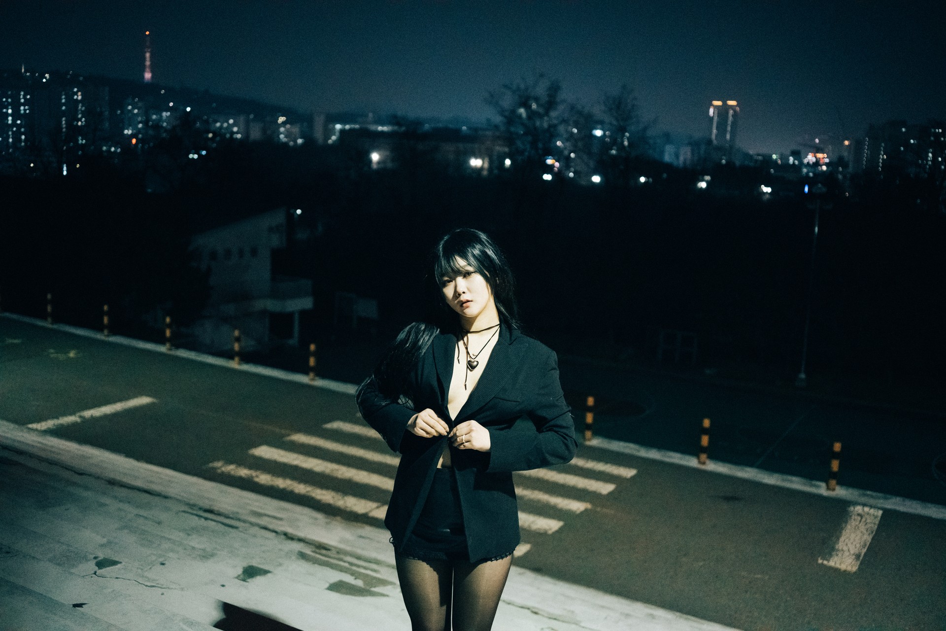 ZIA.Kwon 권지아, [Loozy] XXX At Night Road Set.01