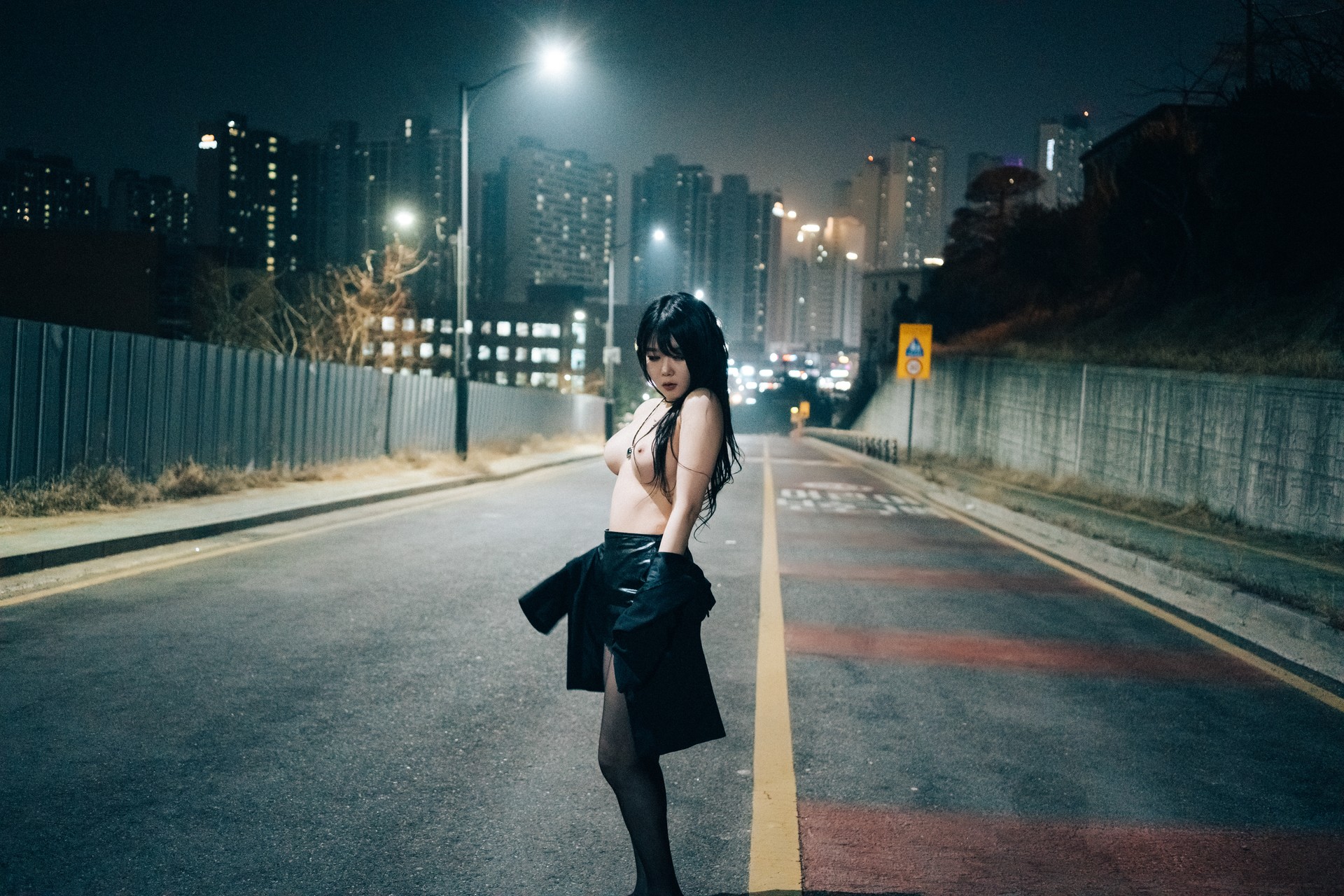 ZIA.Kwon 권지아, [Loozy] XXX At Night Road Set.01