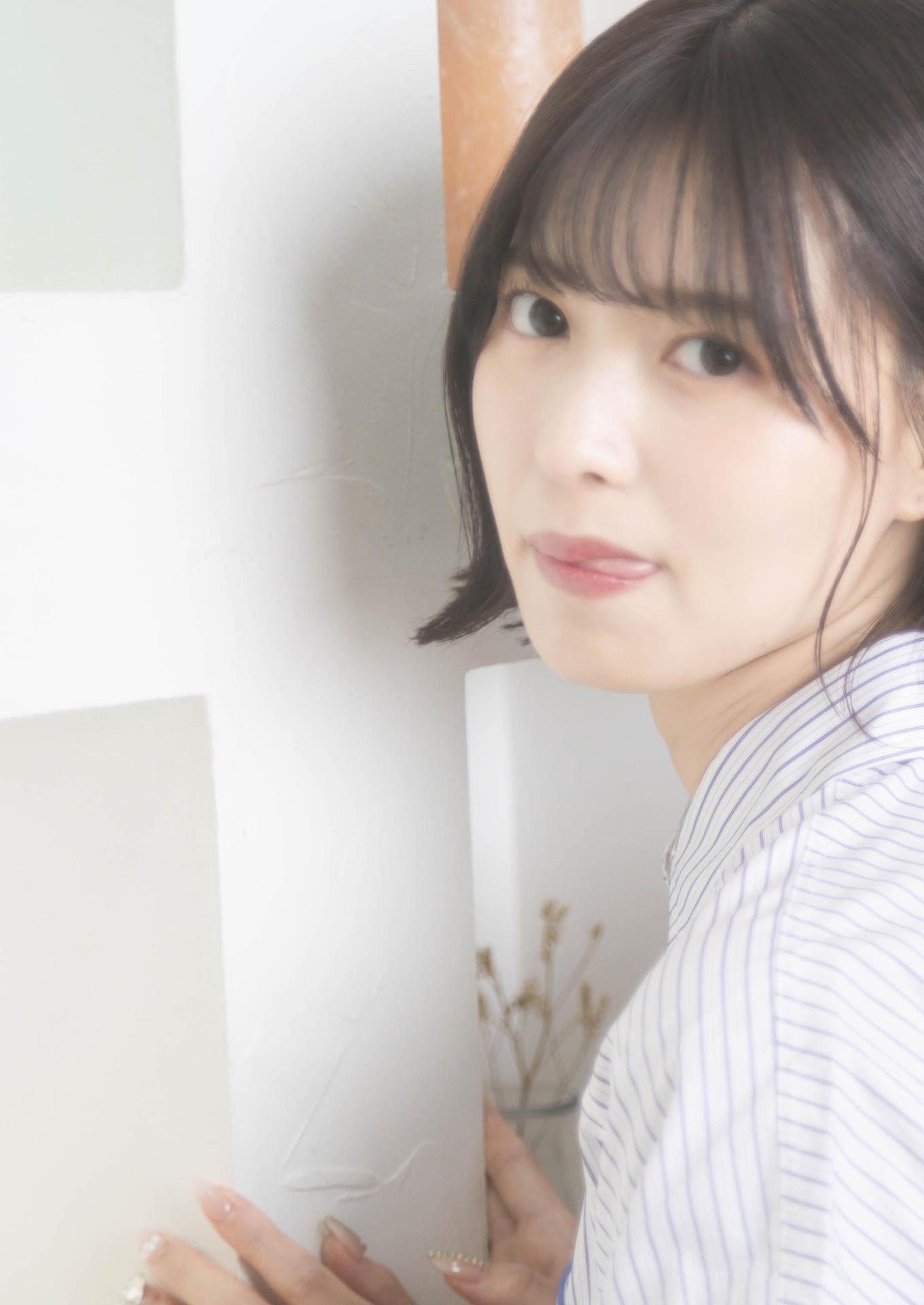 Arai Shiika 新井椎夏, 1st写真集 「うれしいな」 Set.02