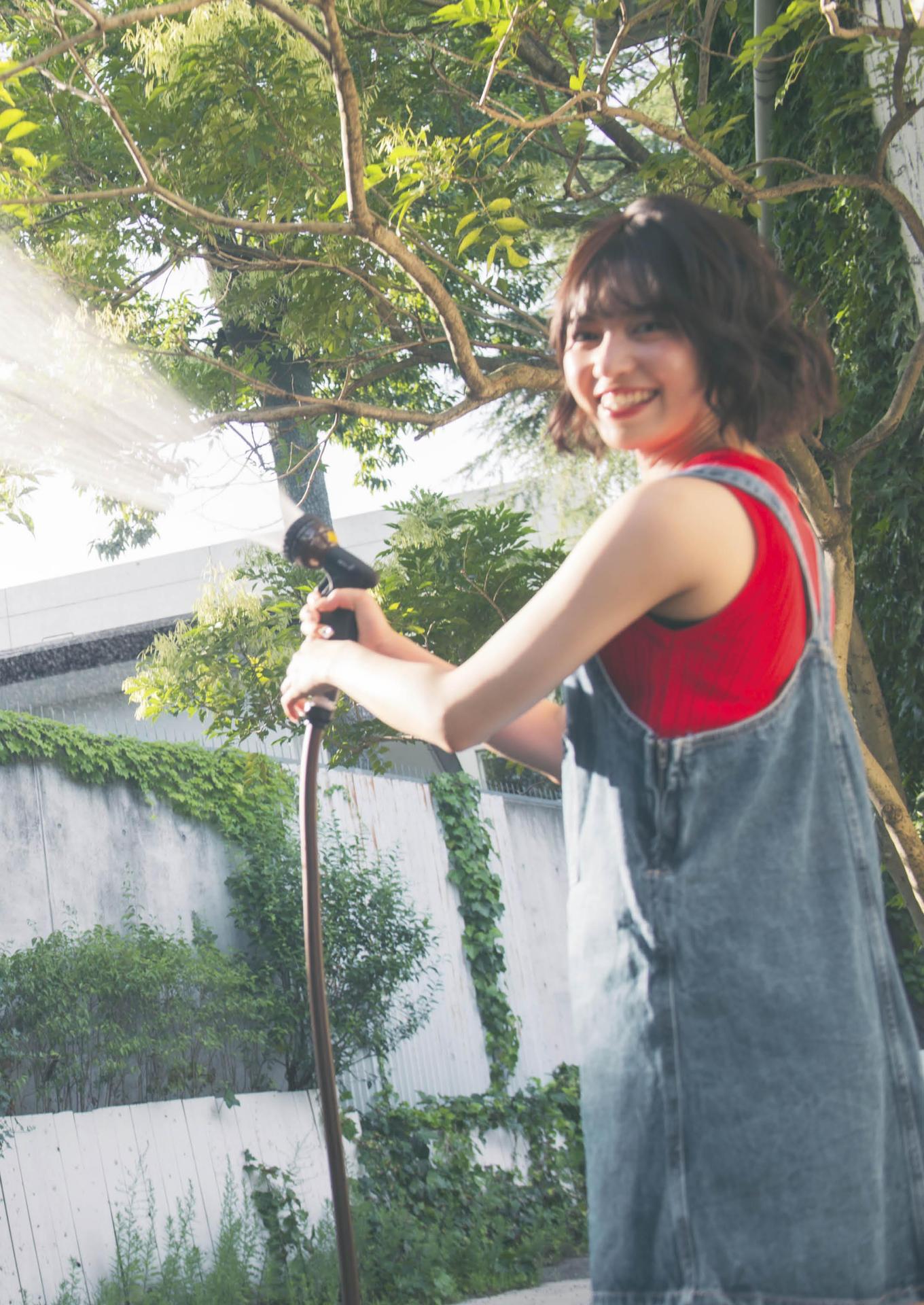 Arai Shiika 新井椎夏, 1st写真集 「うれしいな」 Set.02