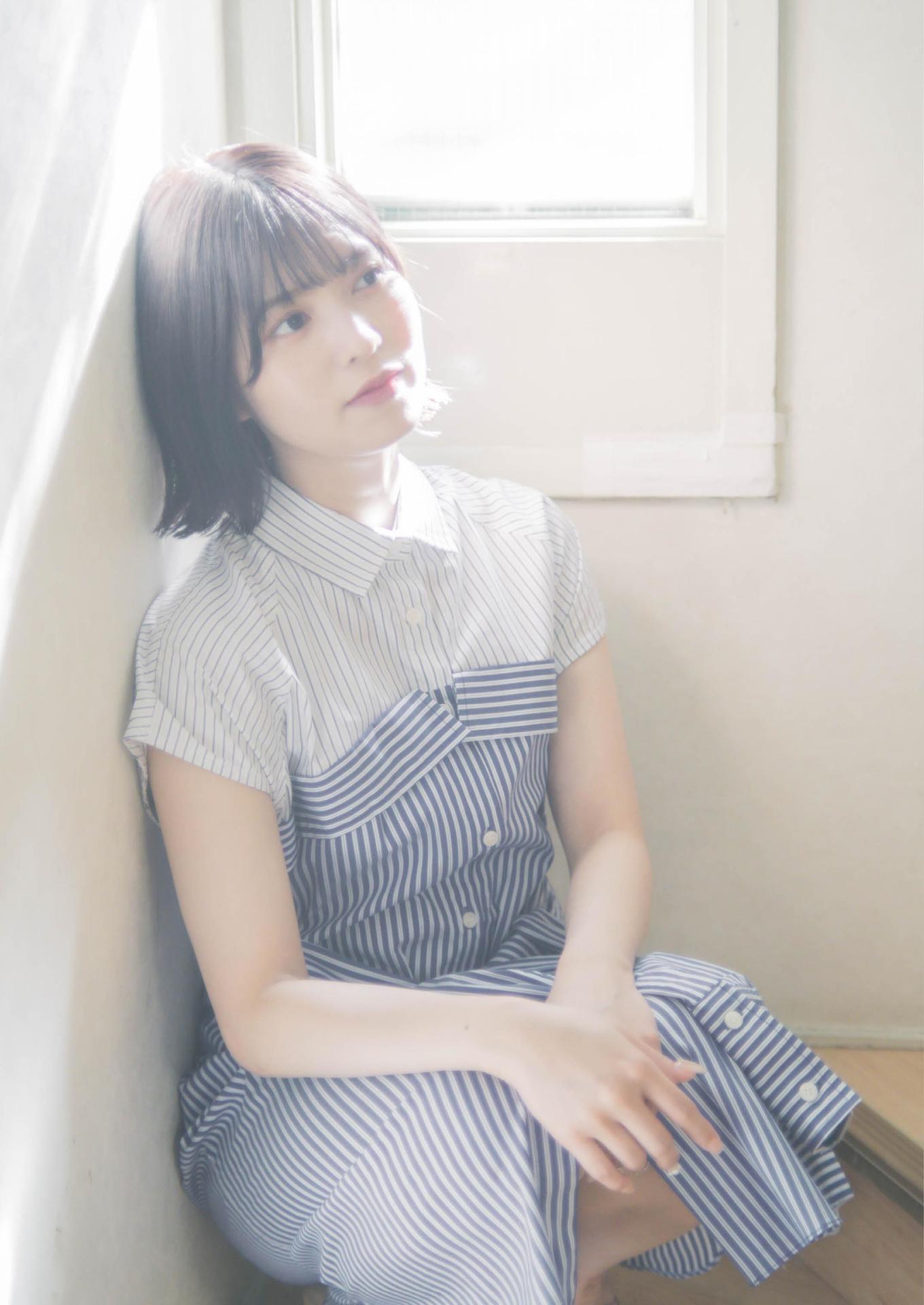 Arai Shiika 新井椎夏, 1st写真集 「うれしいな」 Set.02