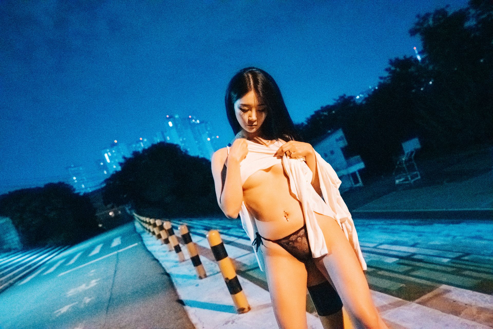 Jeong Bomi 정보미, [Loozy] Night Roads Set.01