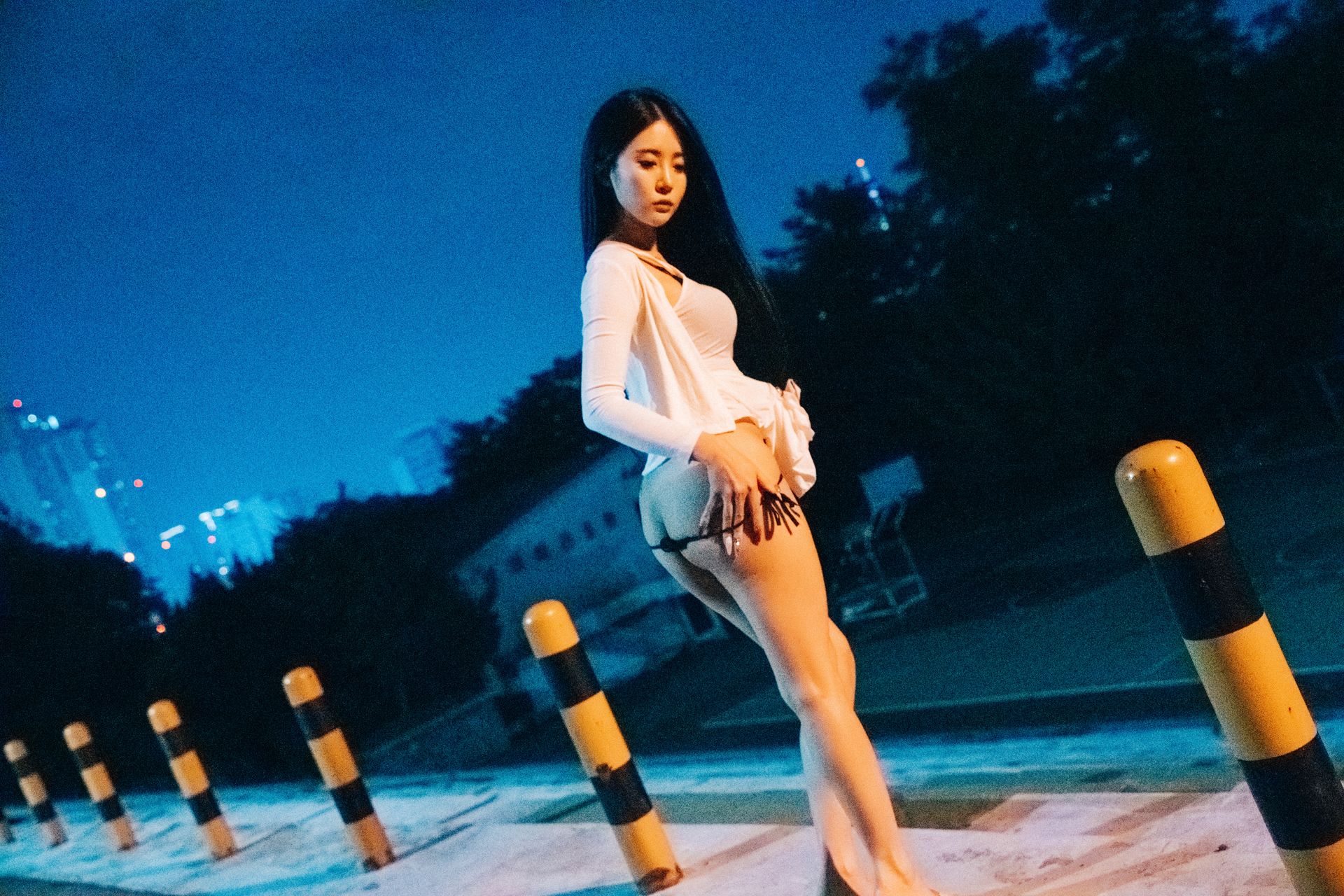 Jeong Bomi 정보미, [Loozy] Night Roads Set.01