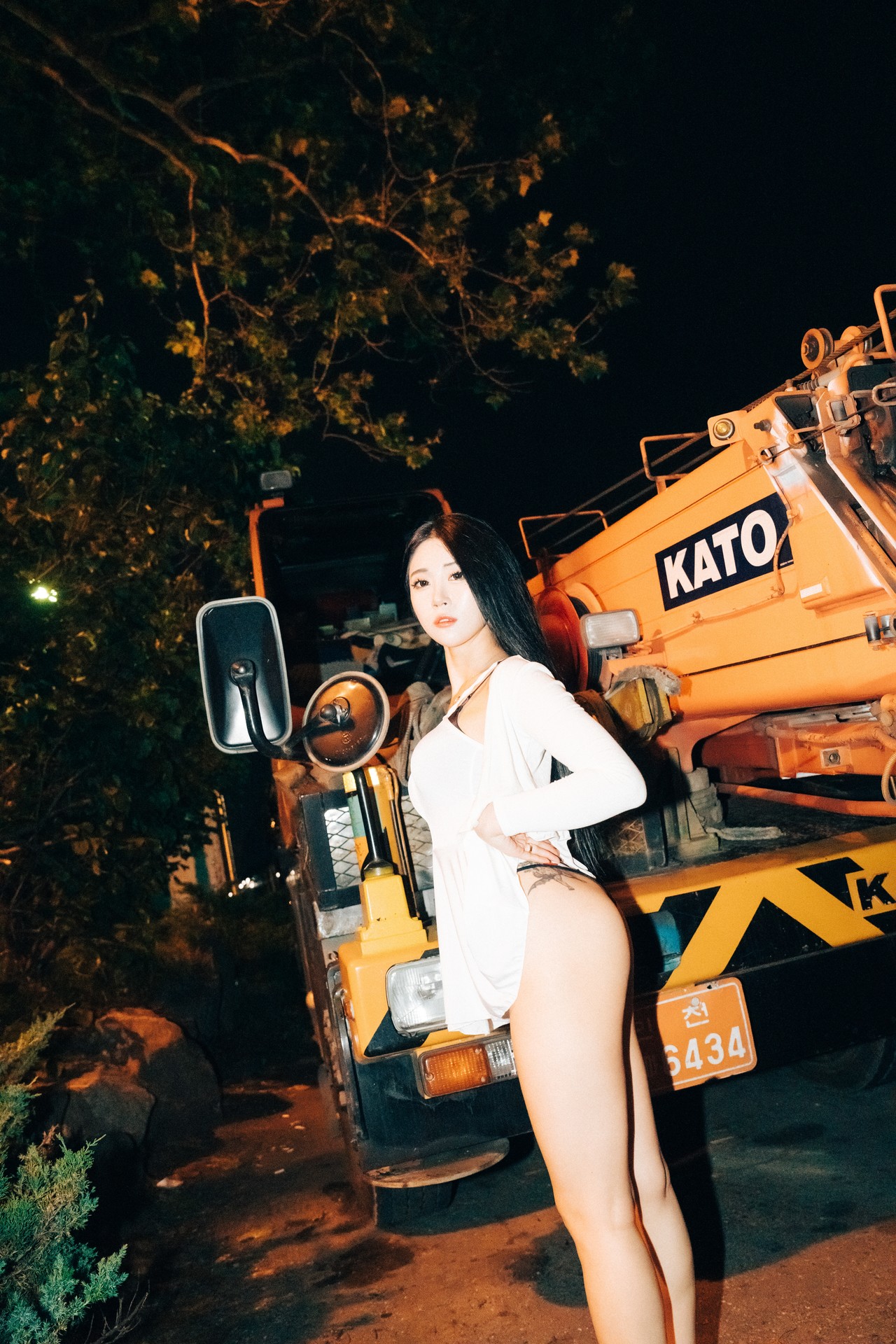 Jeong Bomi 정보미, [Loozy] Night Roads Set.01