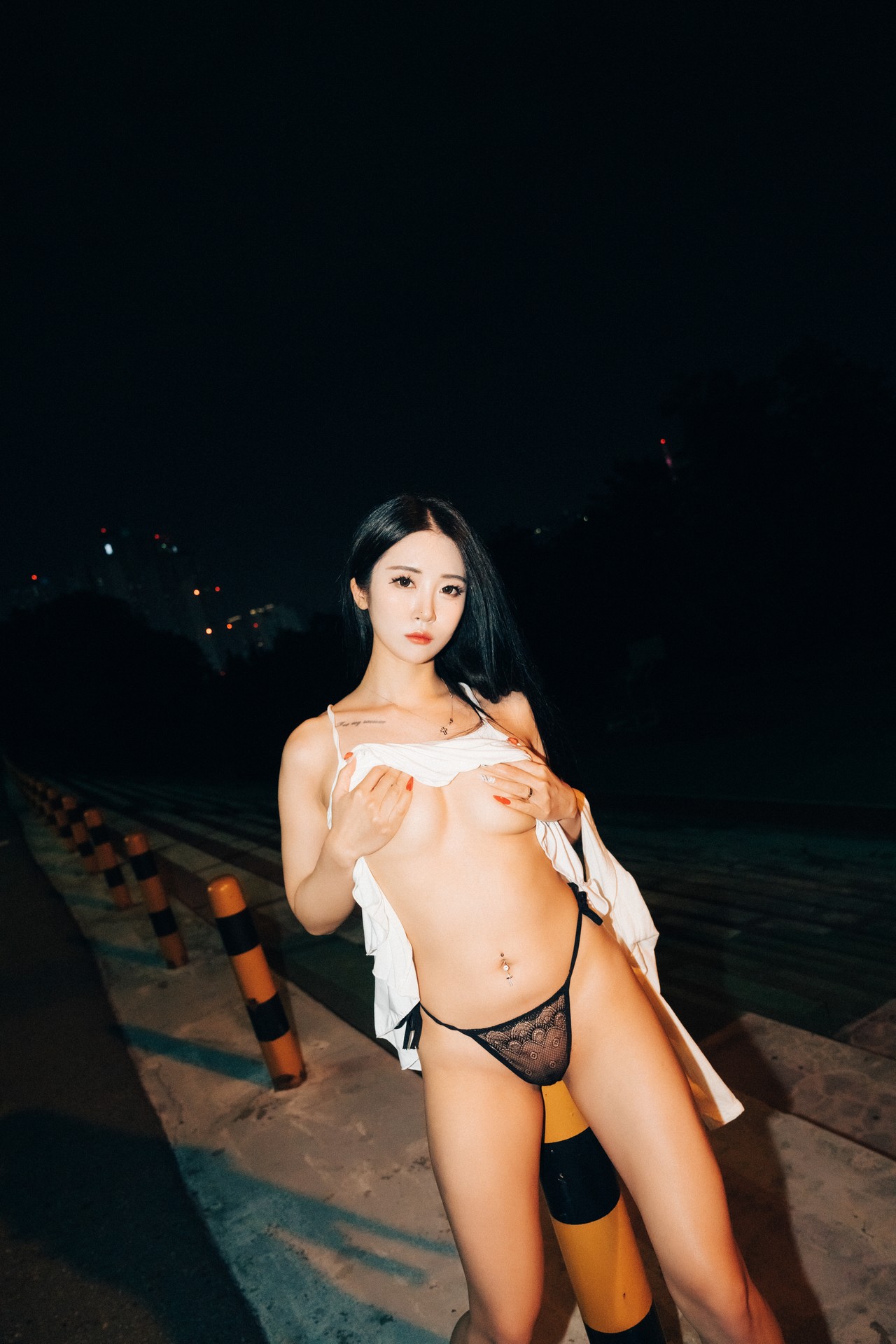 Jeong Bomi 정보미, [Loozy] Night Roads Set.01