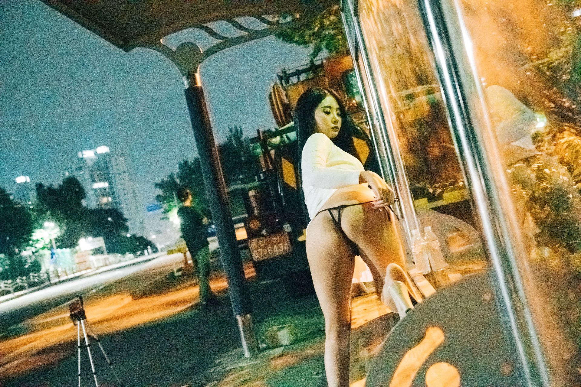 Jeong Bomi 정보미, [Loozy] Night Roads Set.01