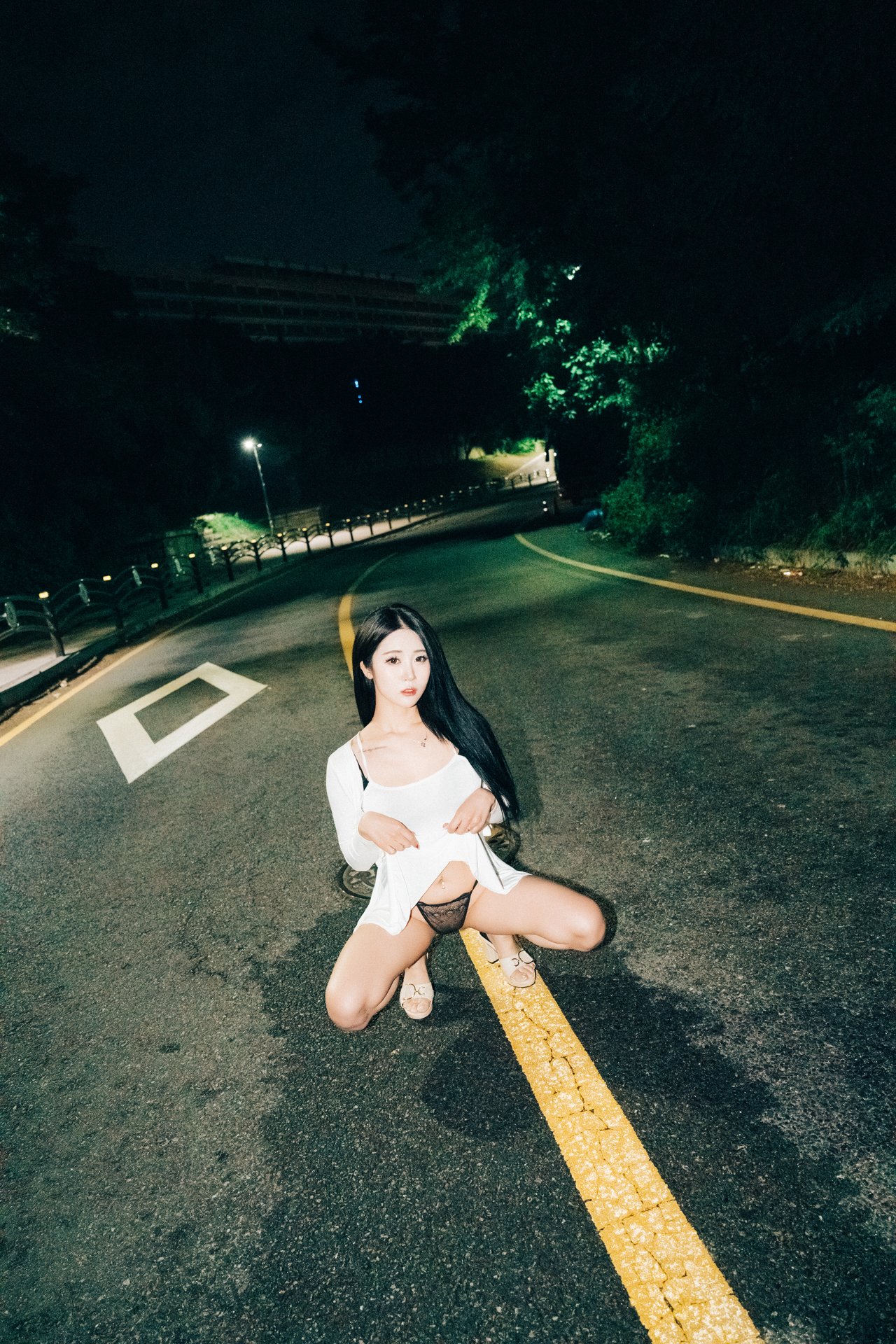 Jeong Bomi 정보미, [Loozy] Night Roads Set.01