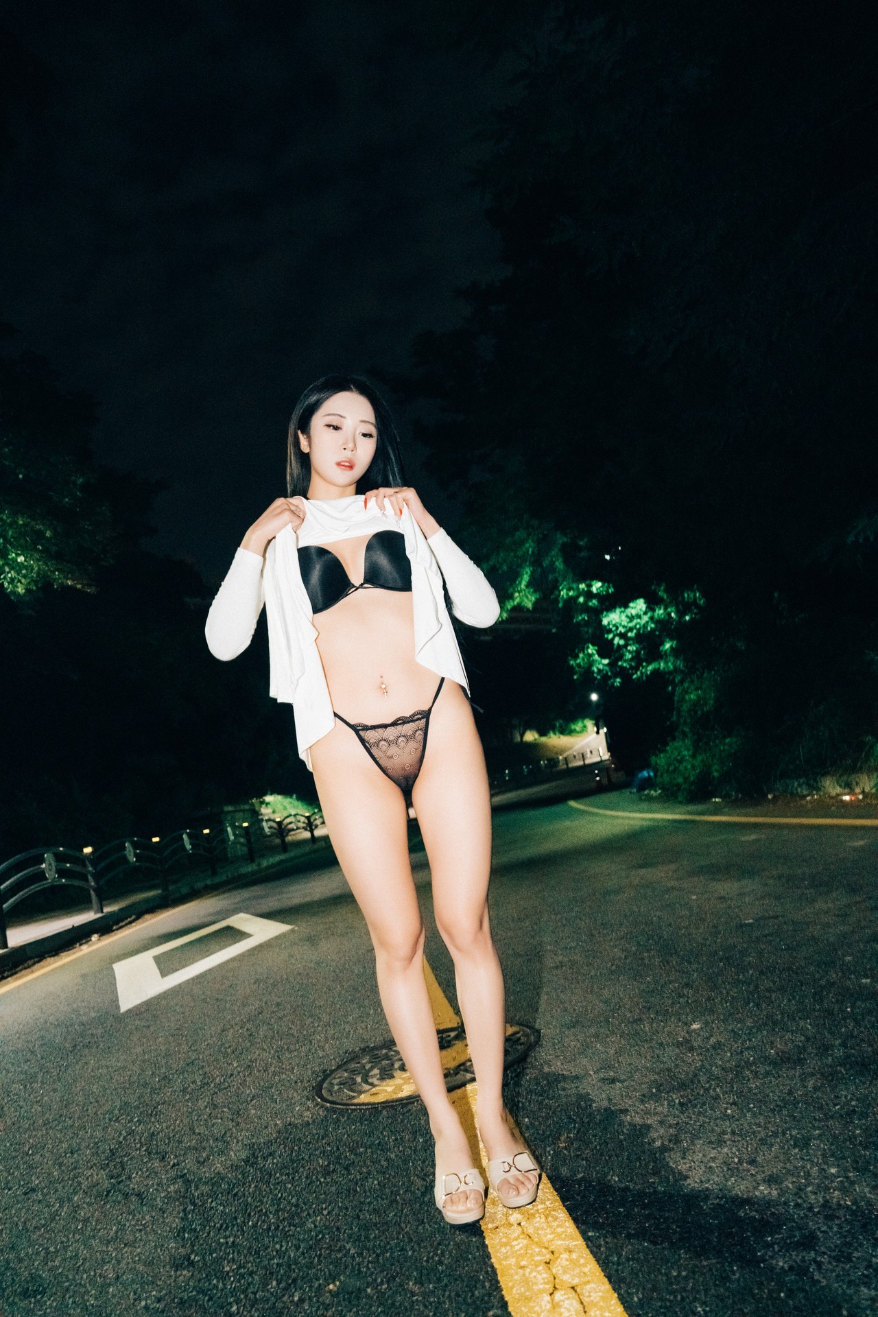 Jeong Bomi 정보미, [Loozy] Night Roads Set.02