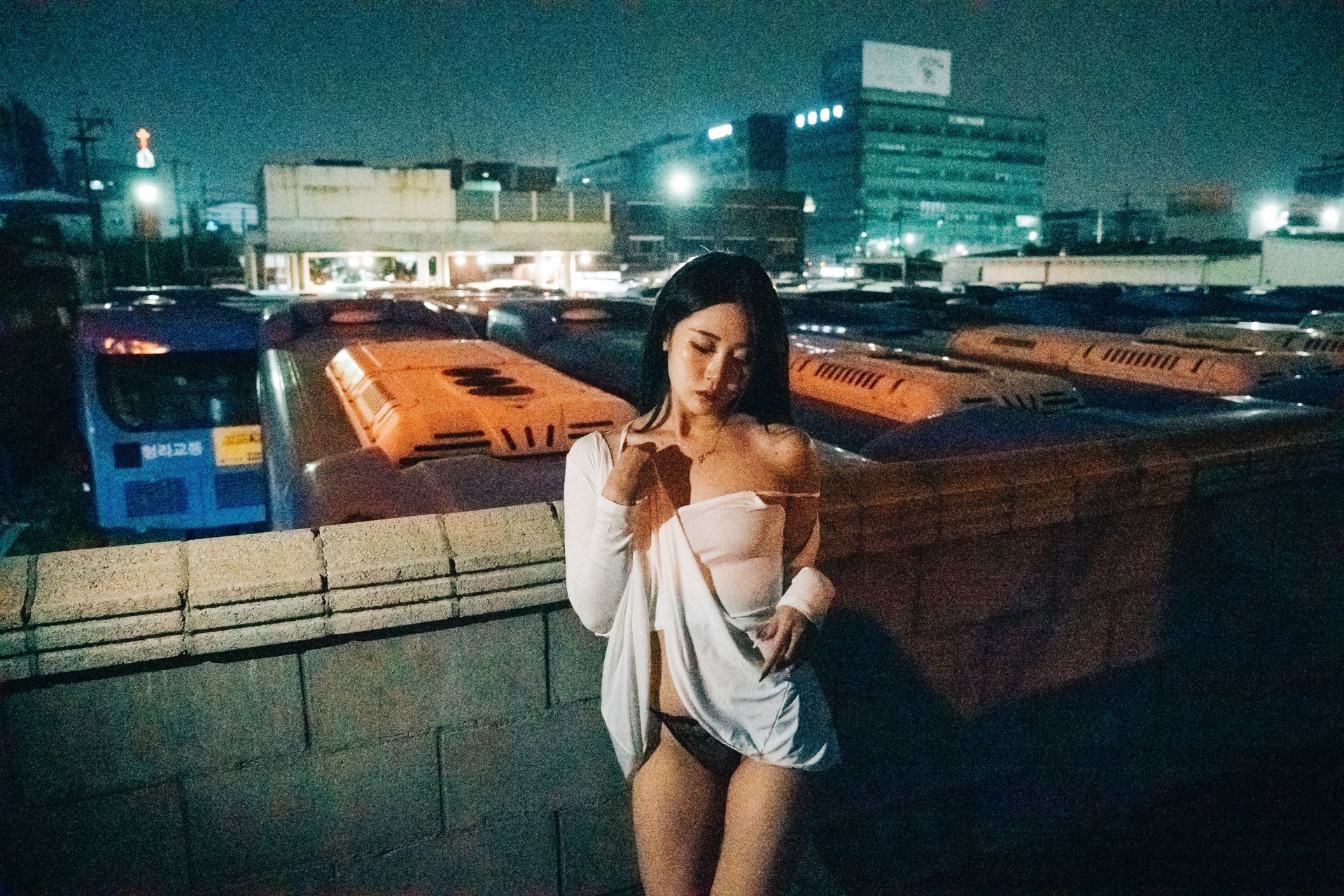 Jeong Bomi 정보미, [Loozy] Night Roads Set.02