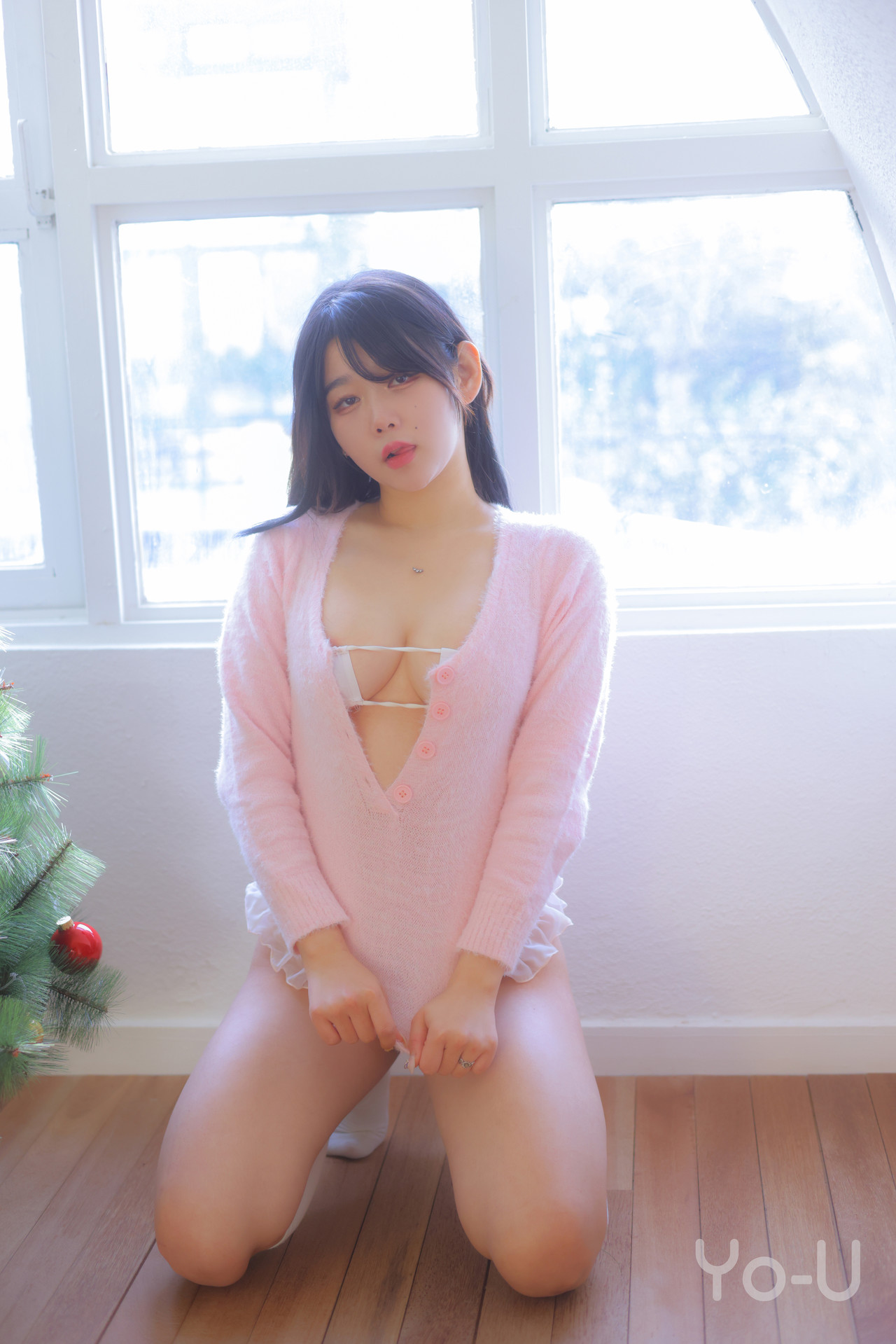 ZIA.Kwon 권지아, [Yo-U] Year-End Set.02