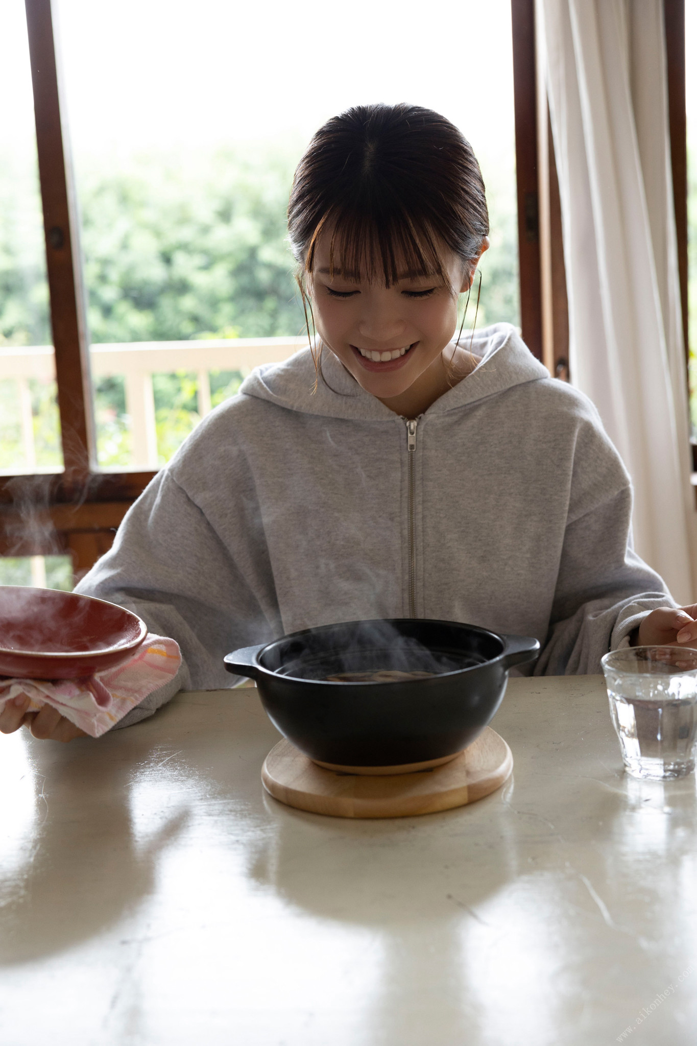 Yuka Murayama 村山優香, ＦＲＩＤＡＹデジタル写真集 「ラスト・ティーン」 Set.01