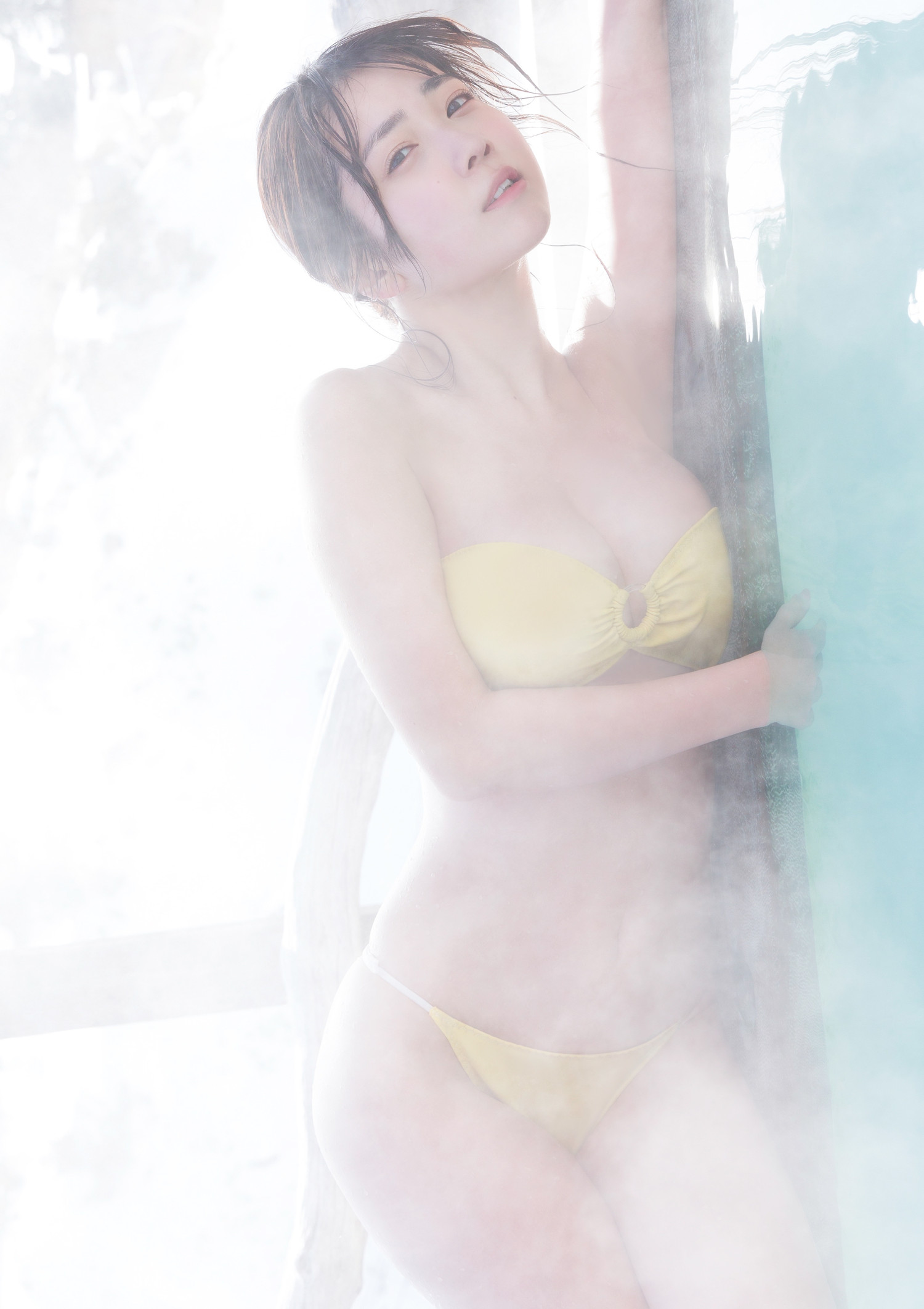 Kisumi Amau 天羽希純, デジタル写真集 「雪と水着と天羽希純！！」 Set.01