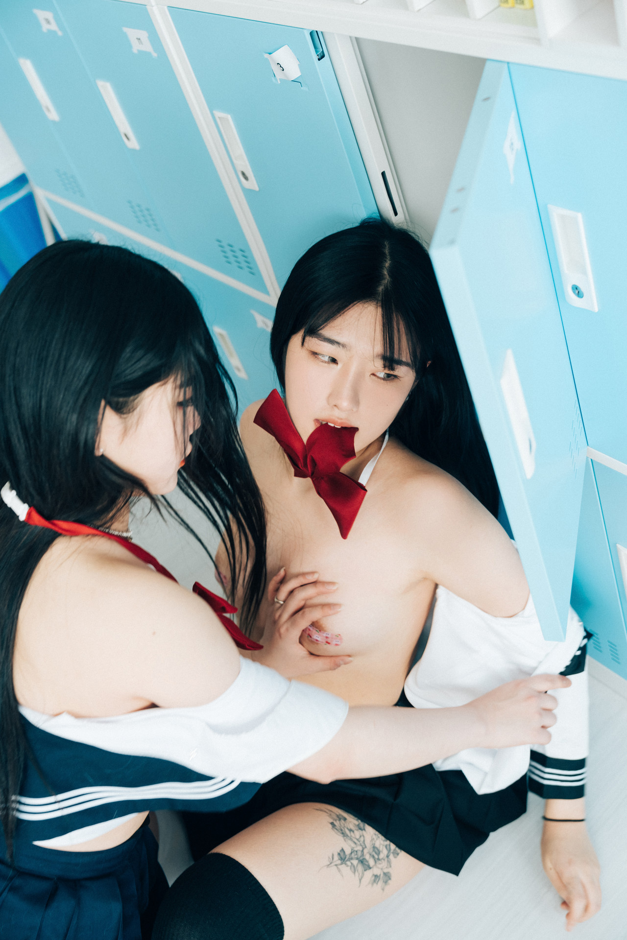 ZIA.Kwon 권지아, Sonson 손손, [Loozy] Bitch Academy Hard Set.01