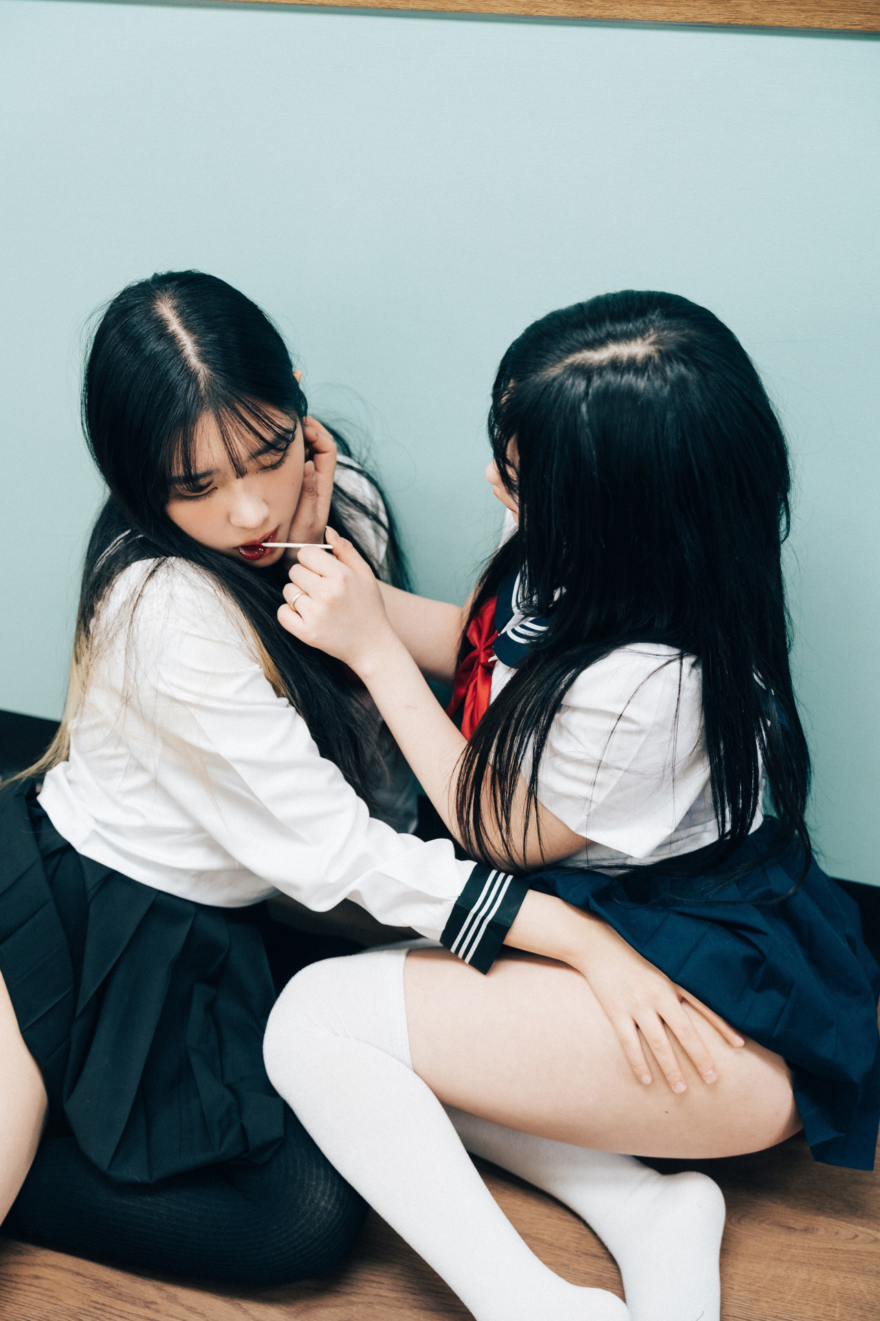 ZIA.Kwon 권지아, Sonson 손손, [Loozy] Bitch Academy Hard Set.02
