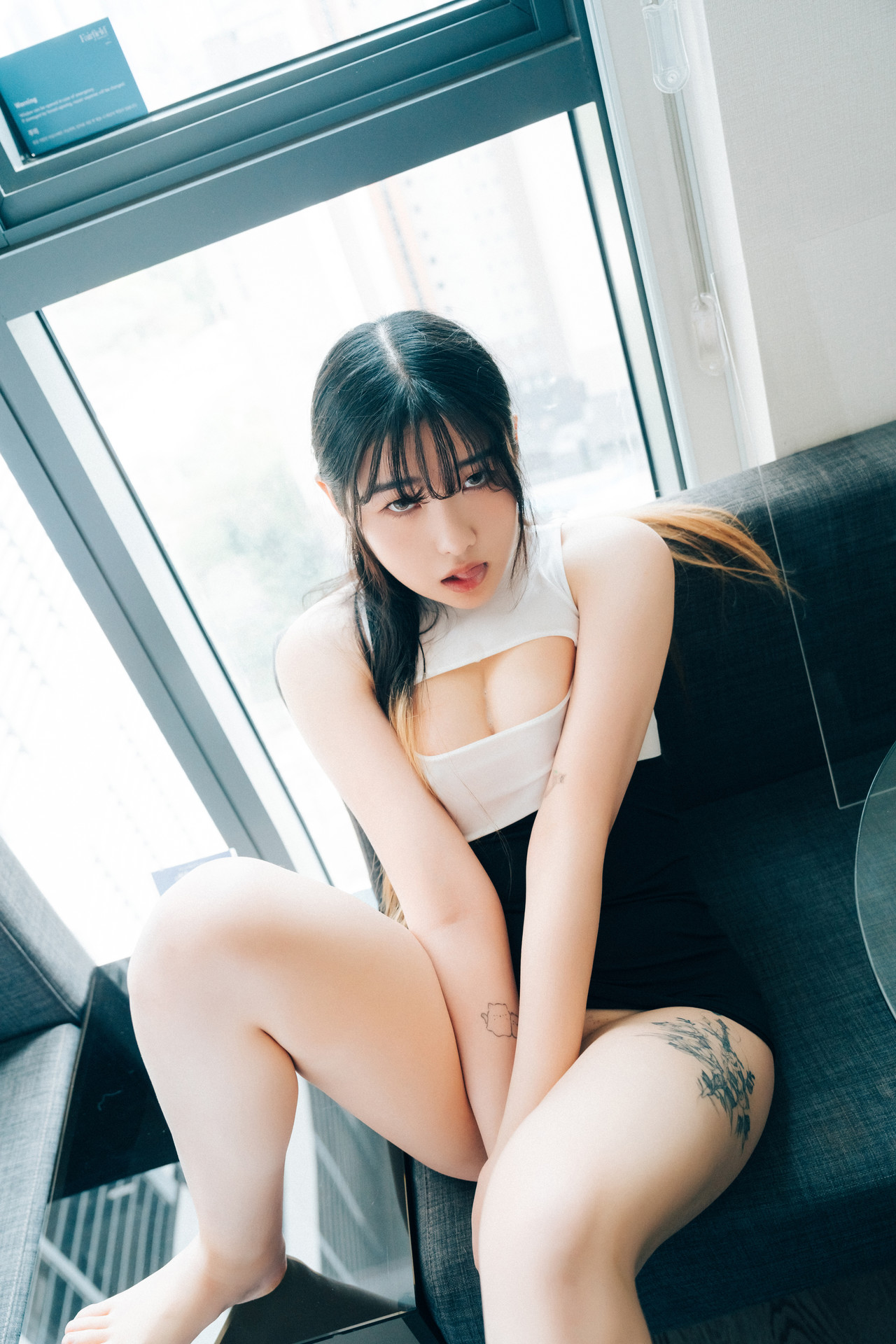 Sonson 손손, [Loozy] Spit On Mex Set.01
