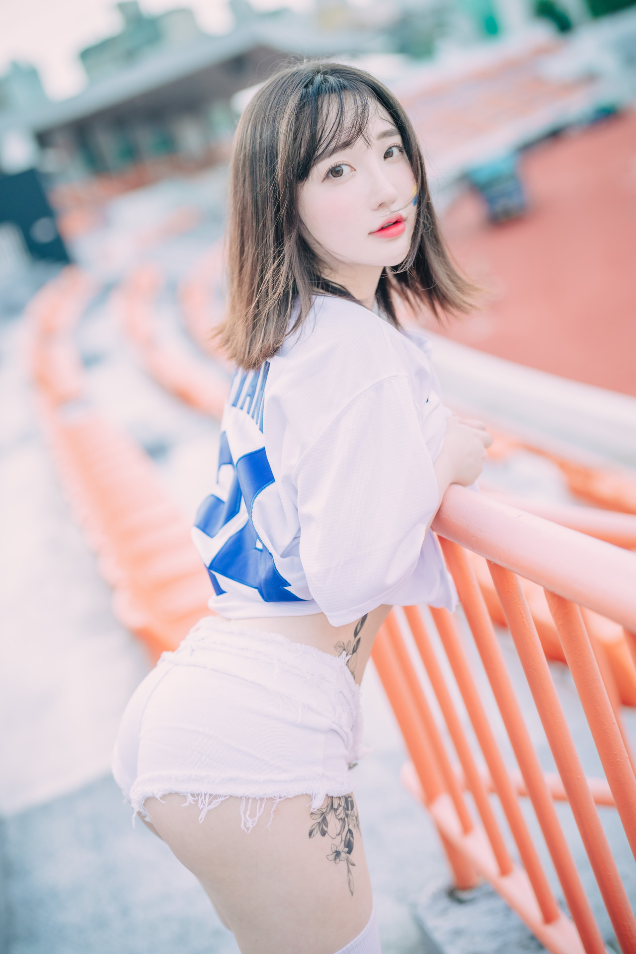 Son Yeeun 손예은, [DJAWA] Cheer Up in the Summer Set.01