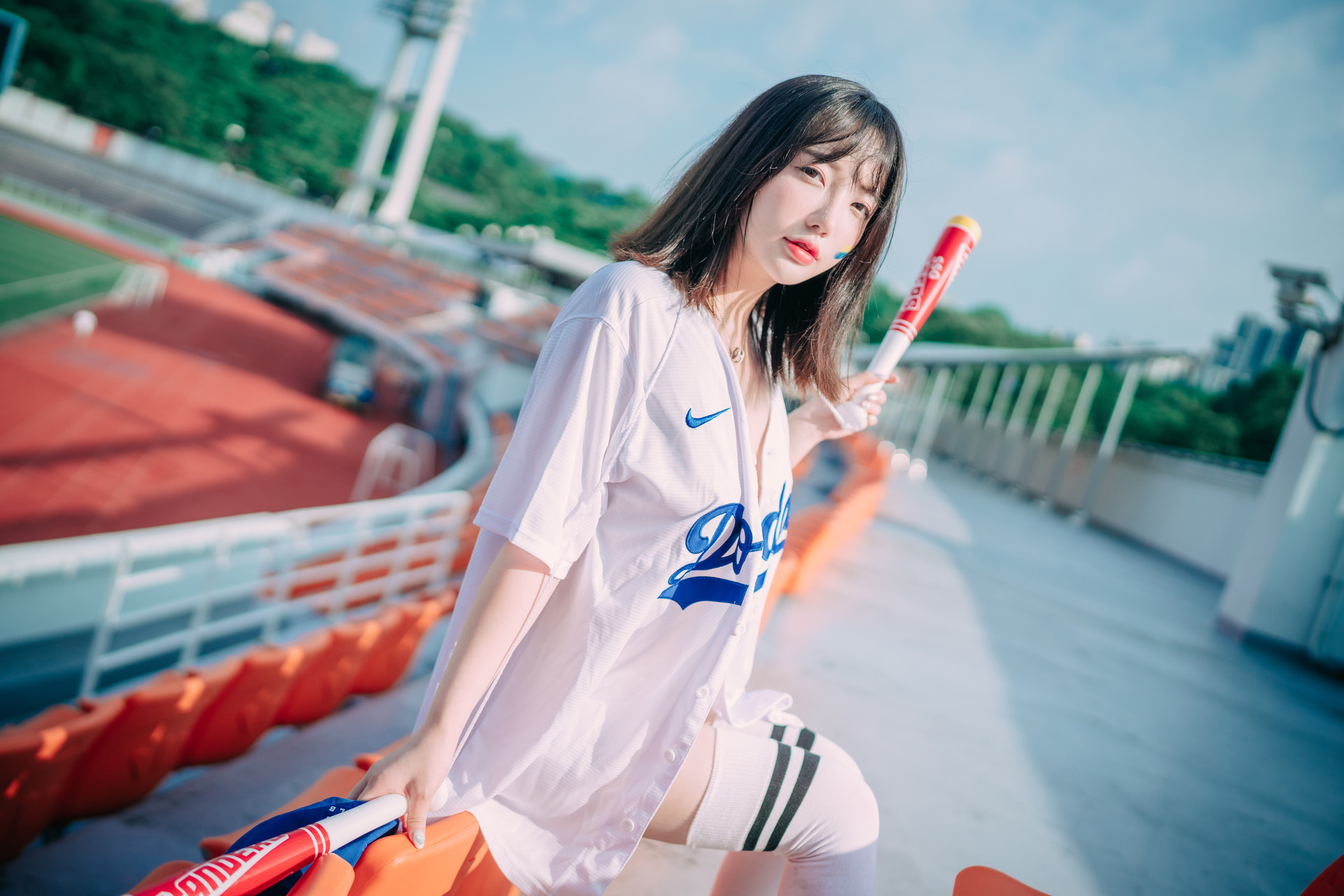 Son Yeeun 손예은, [DJAWA] Cheer Up in the Summer Set.01