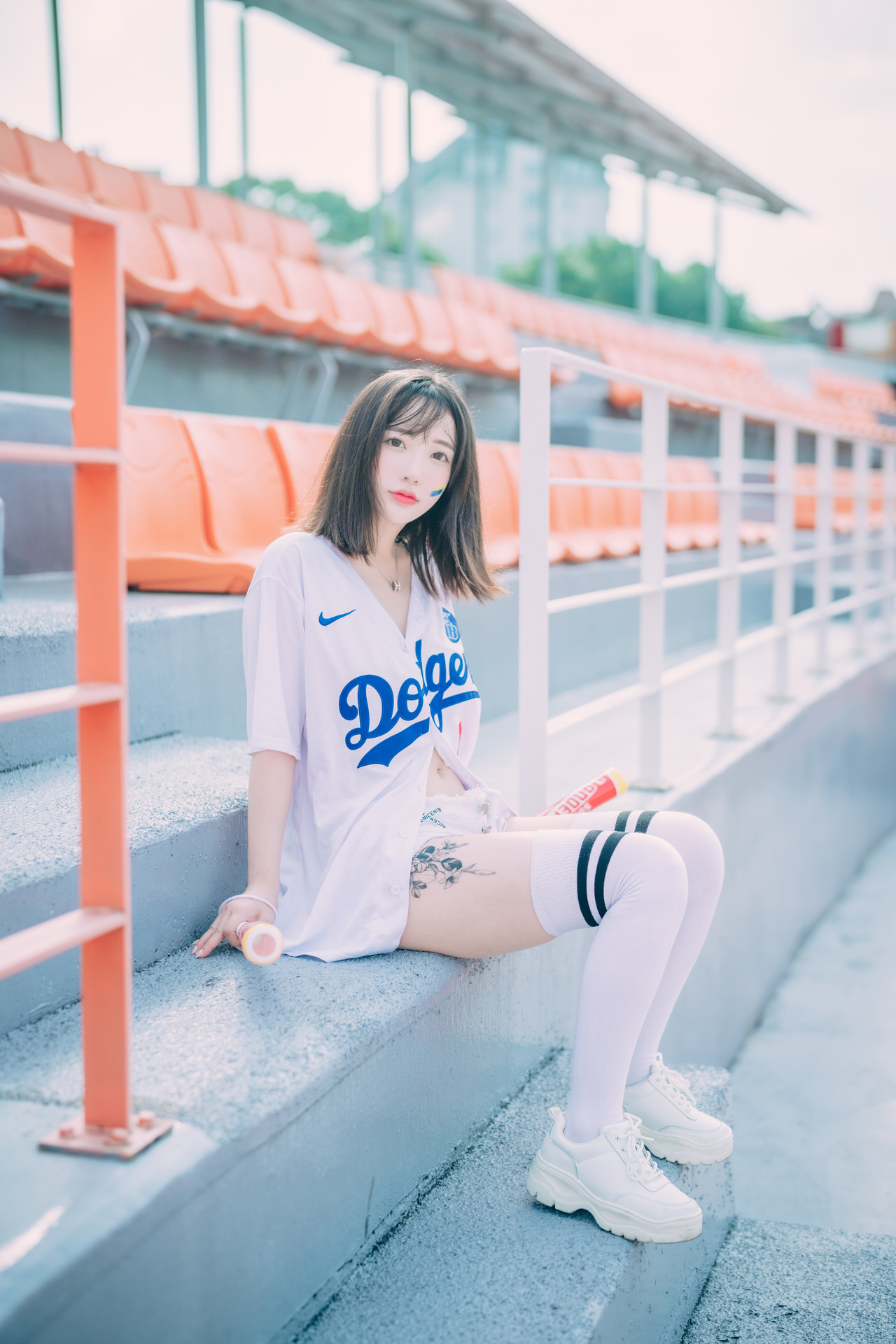 Son Yeeun 손예은, [DJAWA] Cheer Up in the Summer Set.01
