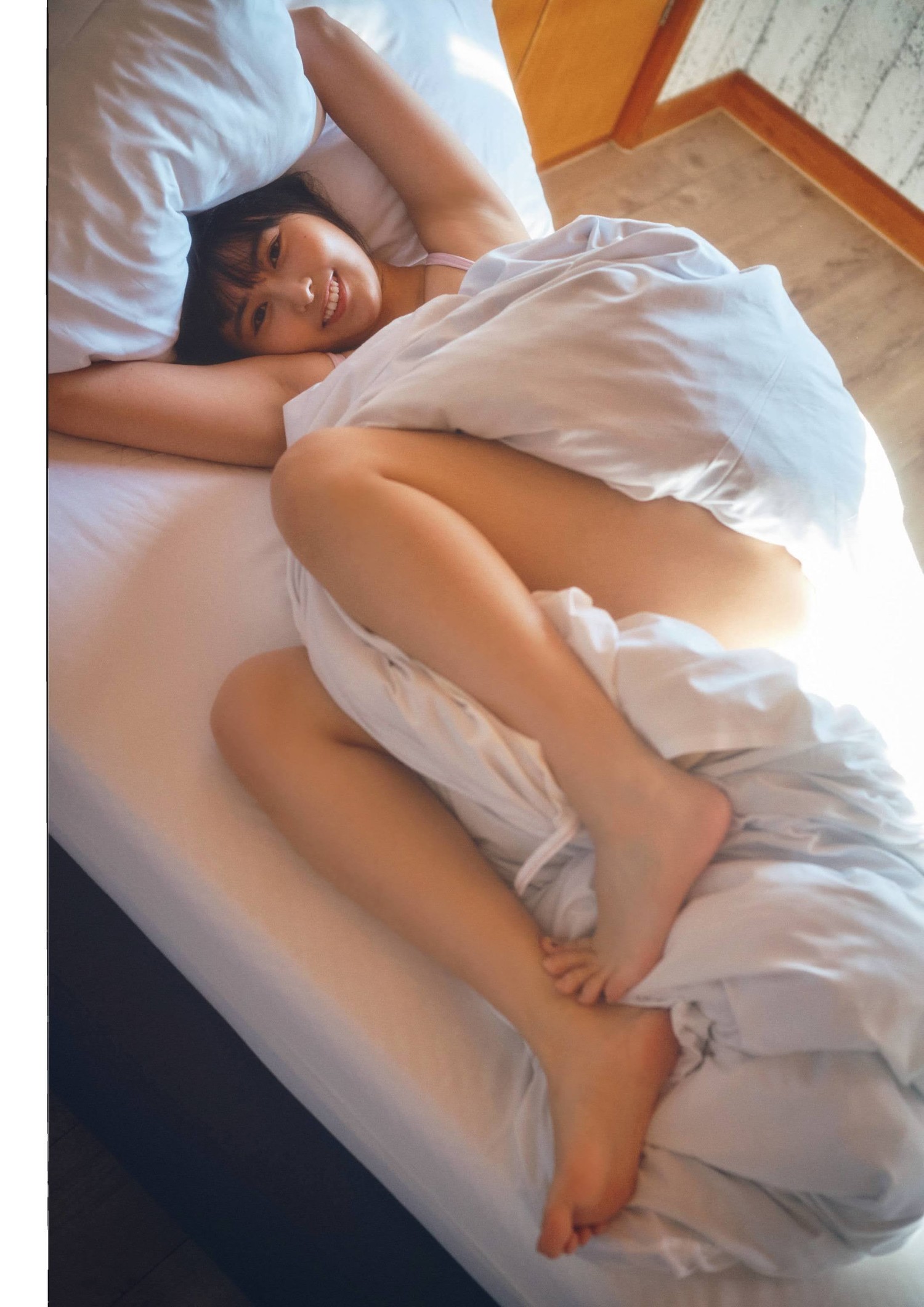 Sakina Tonchiki 頓知気さきな, FLASHスペシャルグラビアBEST 2022年新年号