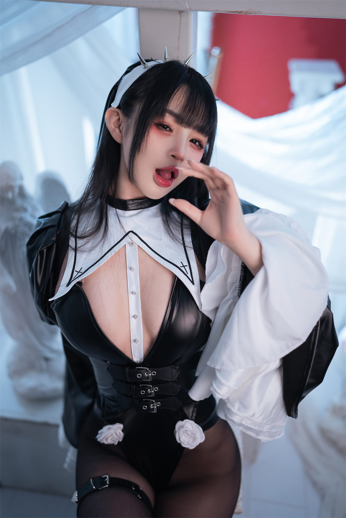 Cosplay 桜井宁宁 皮衣修女