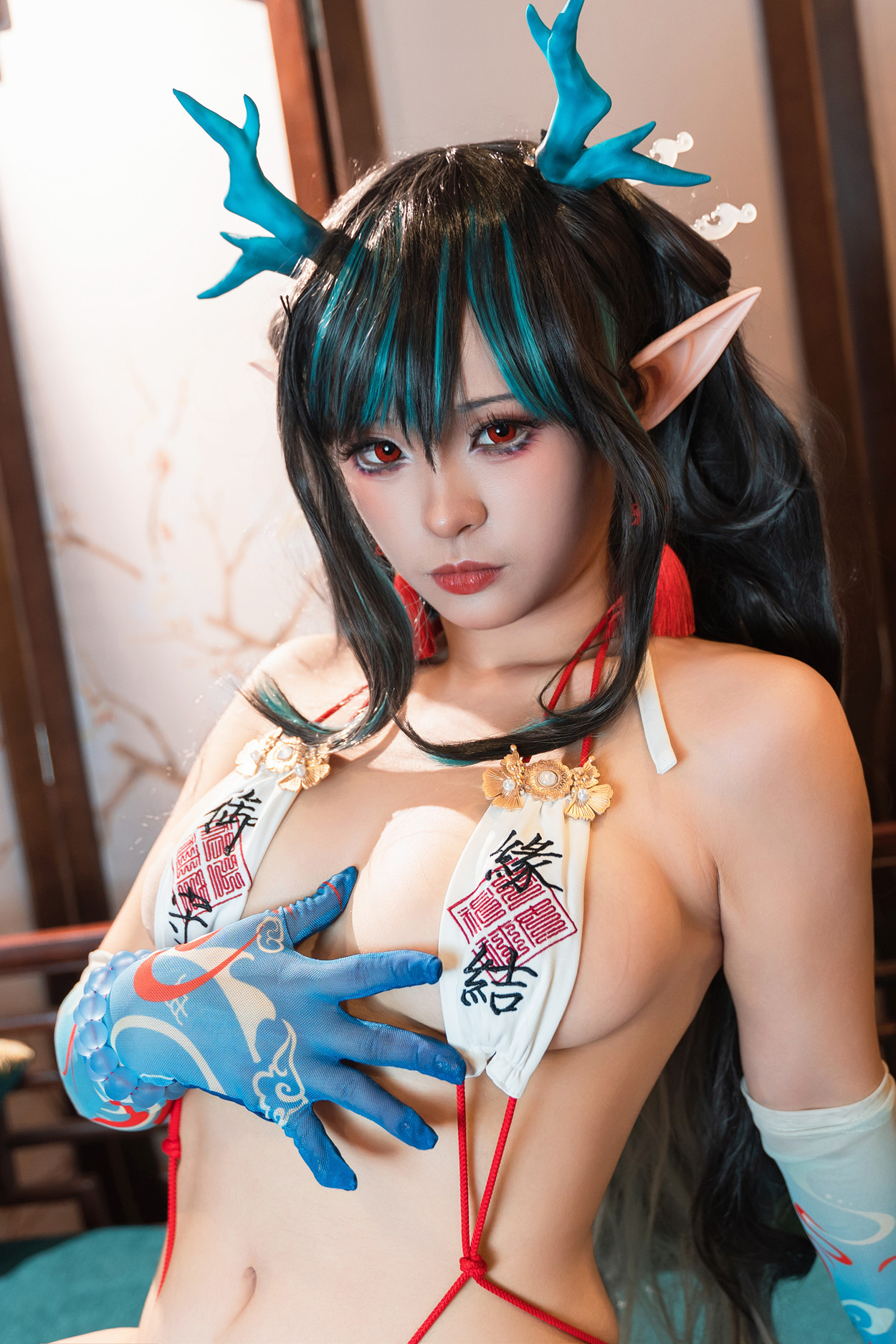 Cosplay 小和甜酒 & 橙风千雅 明日方舟年夕中式双人御守 Set.02