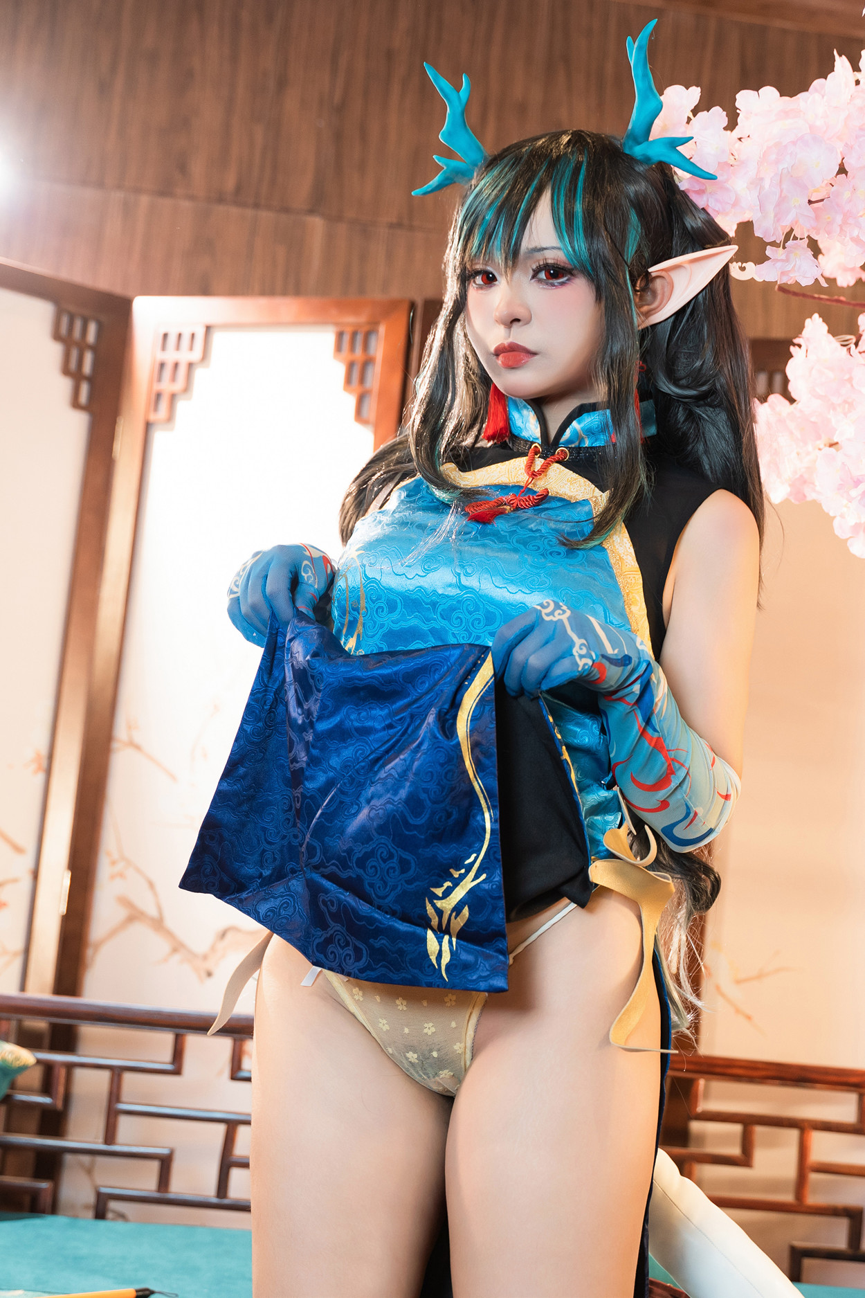 Cosplay 小和甜酒 & 橙风千雅 明日方舟年夕中式双人御守 Set.02