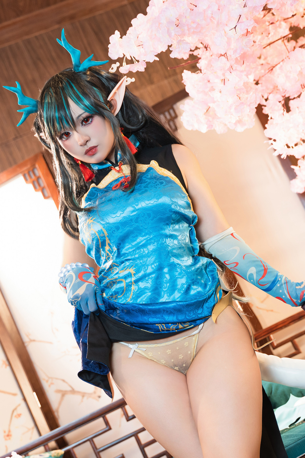 Cosplay 小和甜酒 & 橙风千雅 明日方舟年夕中式双人御守 Set.02