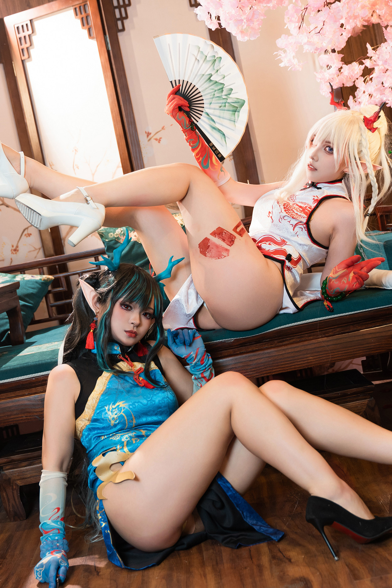 Cosplay 小和甜酒 & 橙风千雅 明日方舟年夕中式双人御守 Set.03