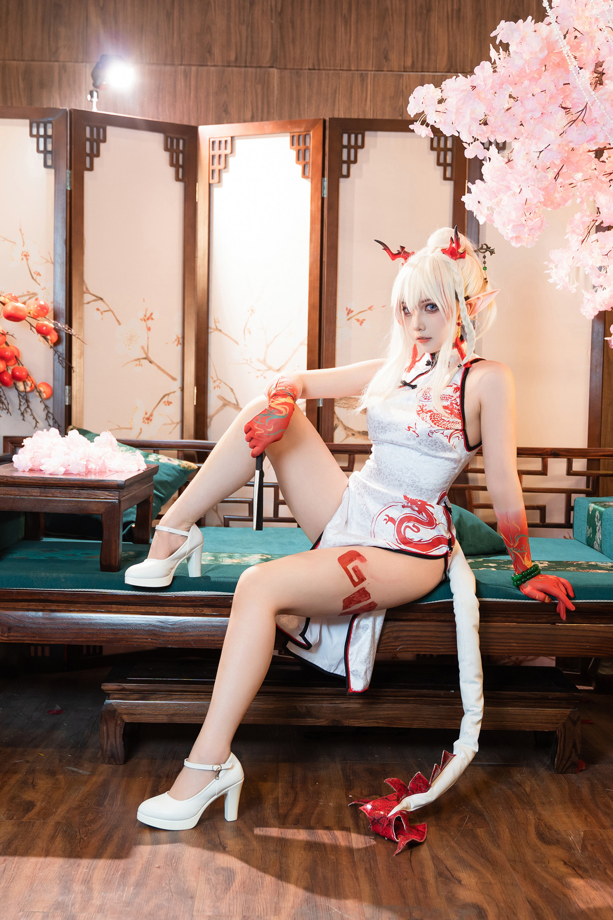 Cosplay 小和甜酒 & 橙风千雅 明日方舟年夕中式双人御守 Set.03
