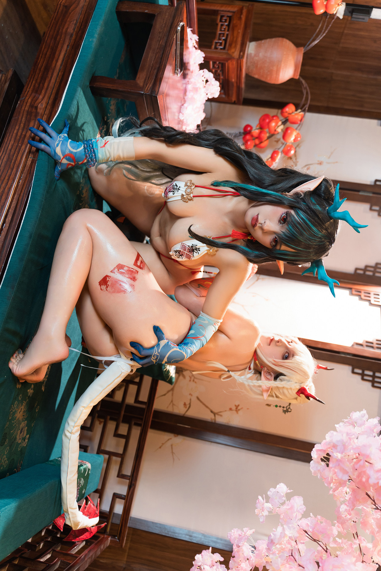 Cosplay 小和甜酒 & 橙风千雅 明日方舟年夕中式双人御守 Set.03