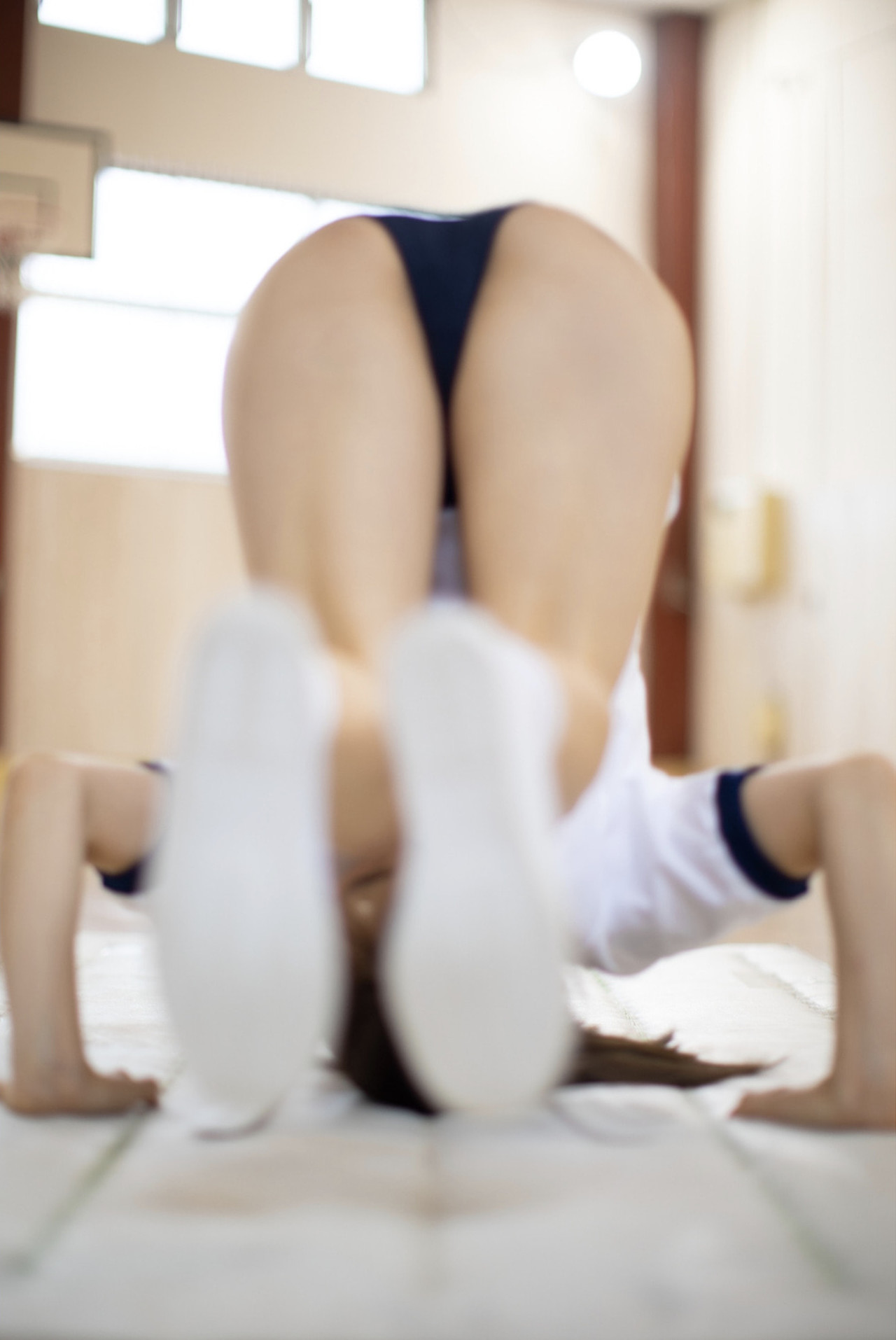 Urara Kanon 花音うらら, 体操着ヌードコレクション #001 写真集 美少女たちが魅せる、秘密の保健体育