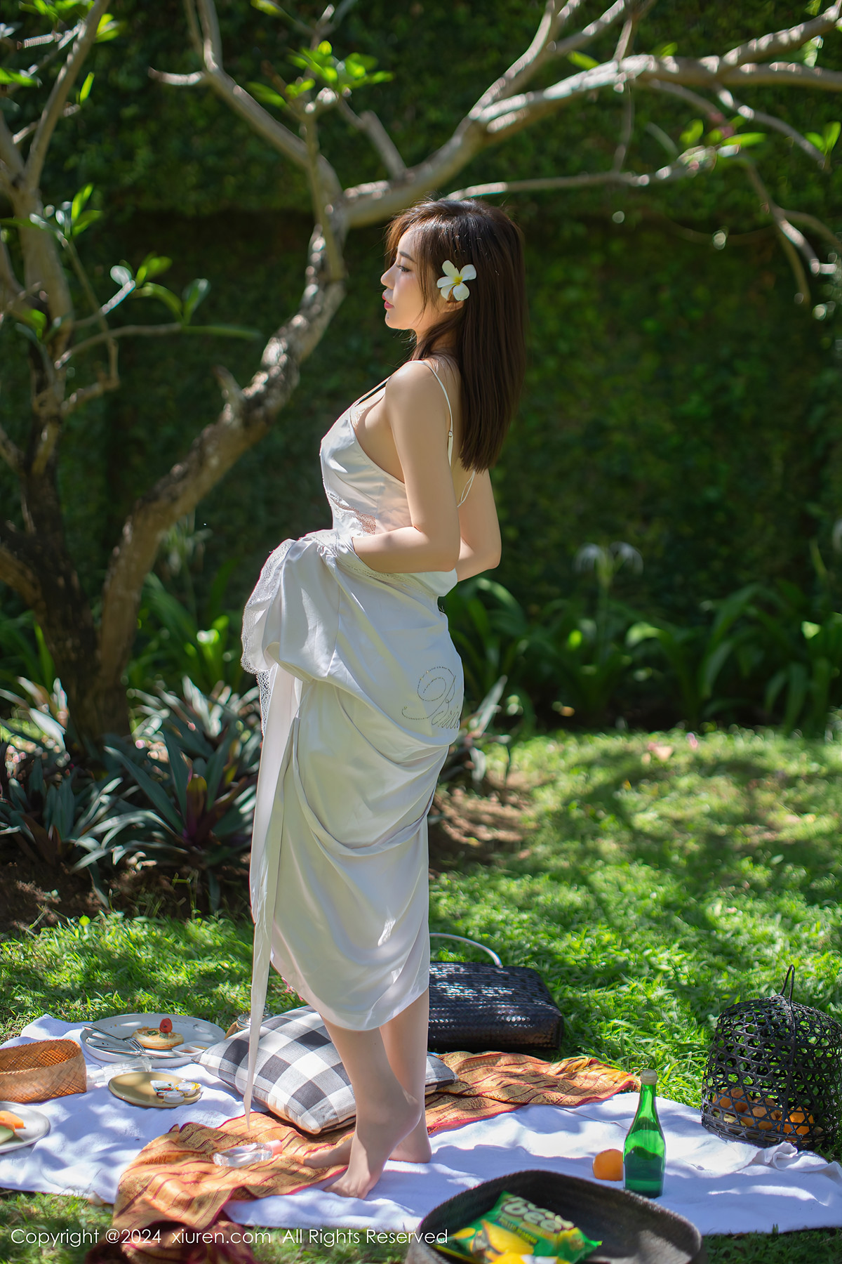 XiuRen秀人网 No.8256 绮里嘉ula
