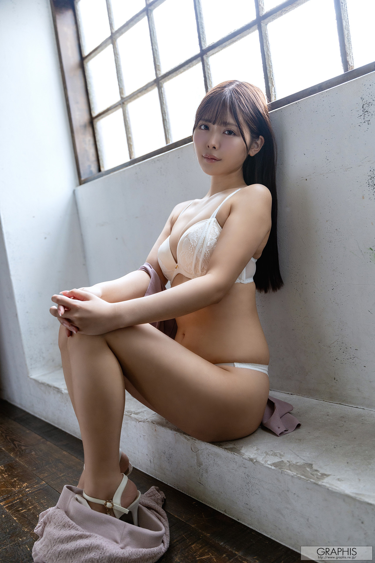 Asuka Furuya 降矢あすか, Graphis First Gravure Vol.03