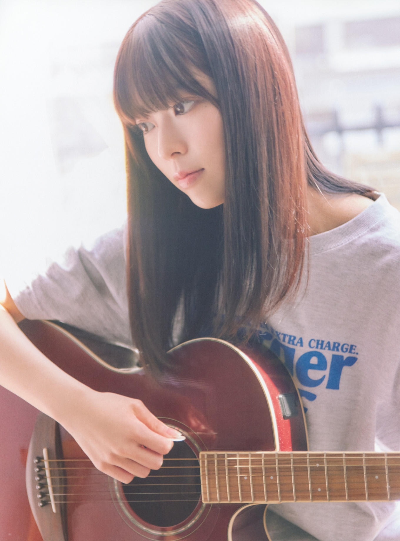 Renka Iwamoto 岩本蓮加, 1st写真集 「いたずらな風」 Set.02