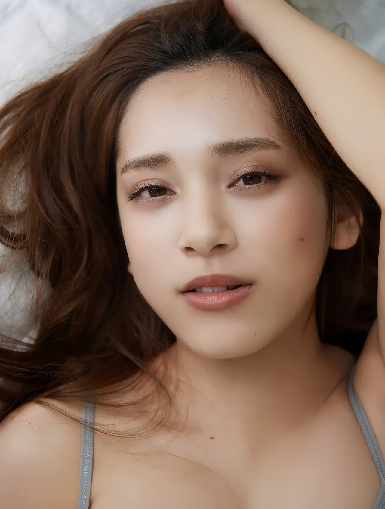 Sayaka Tomaru 都丸紗也華, FRIDAYデジタル写真集 『ボタンが弾けるFカップ Vol.01』 Set.02