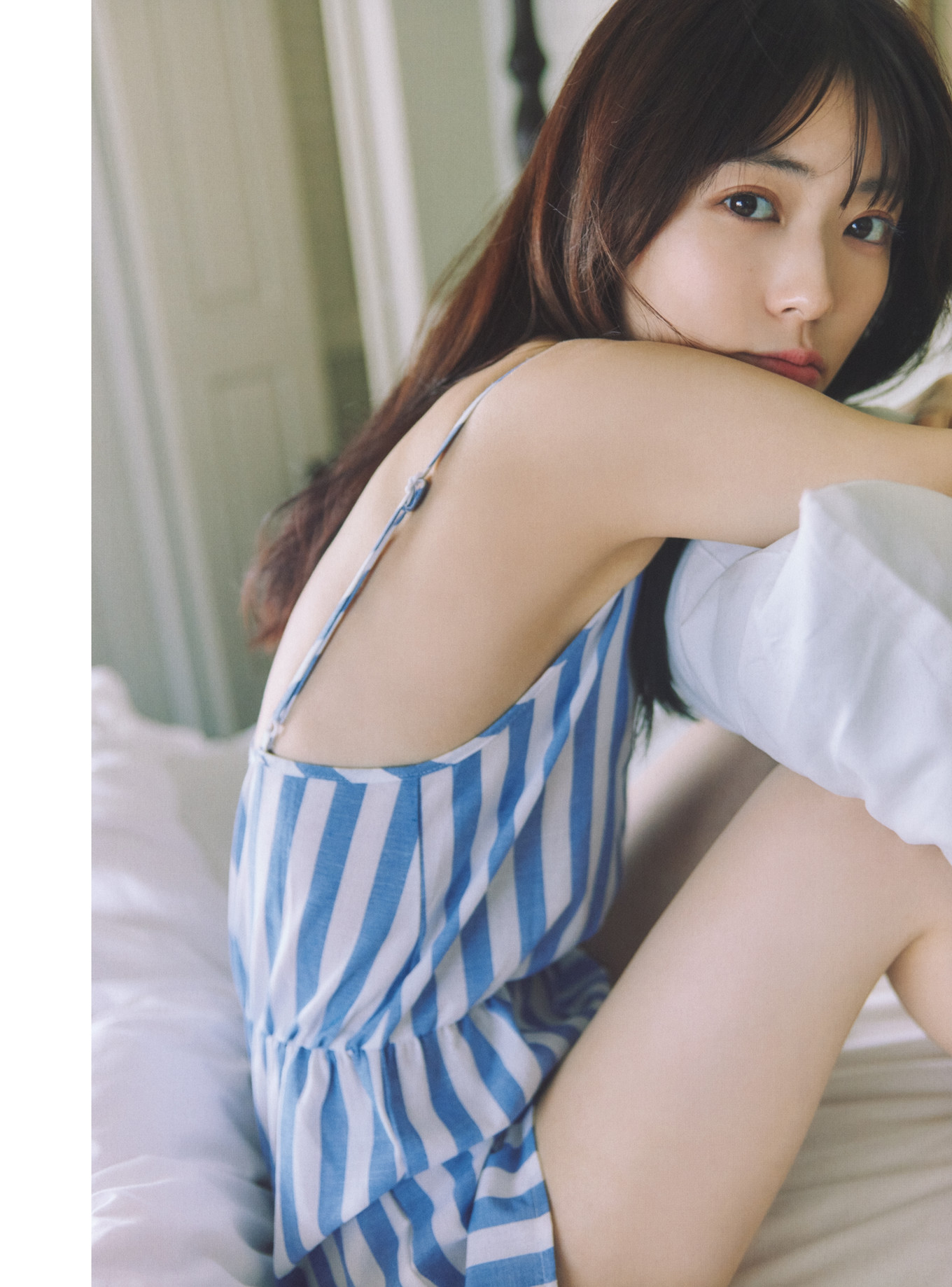Renka Iwamoto 岩本蓮加, 1st写真集 「いたずらな風」 Set.03